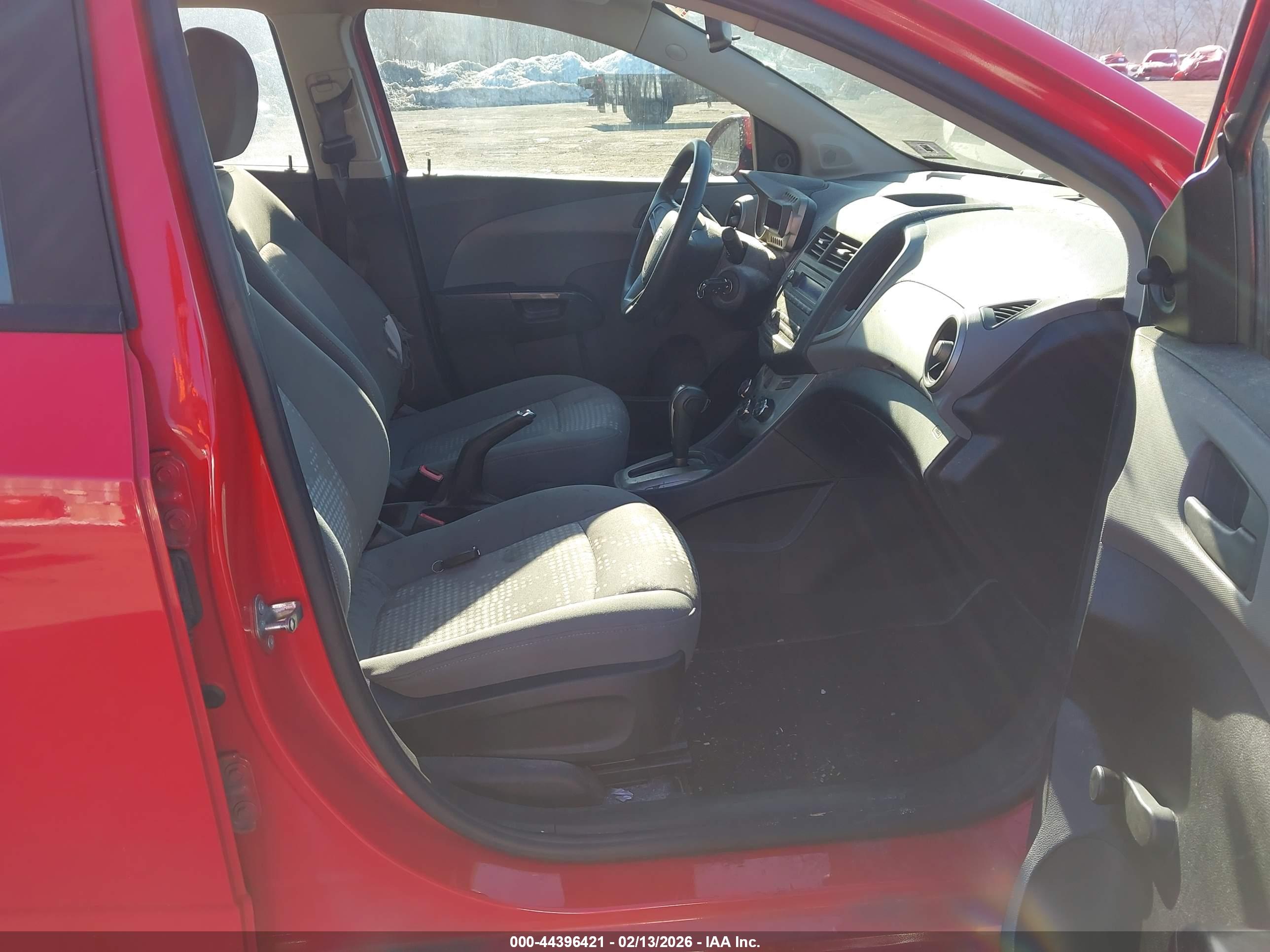 CHEVROLET SONIC image 5