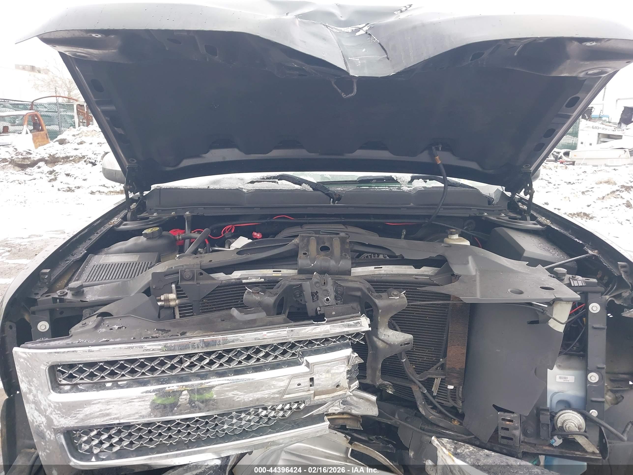 CHEVROLET SILVERADO image 10