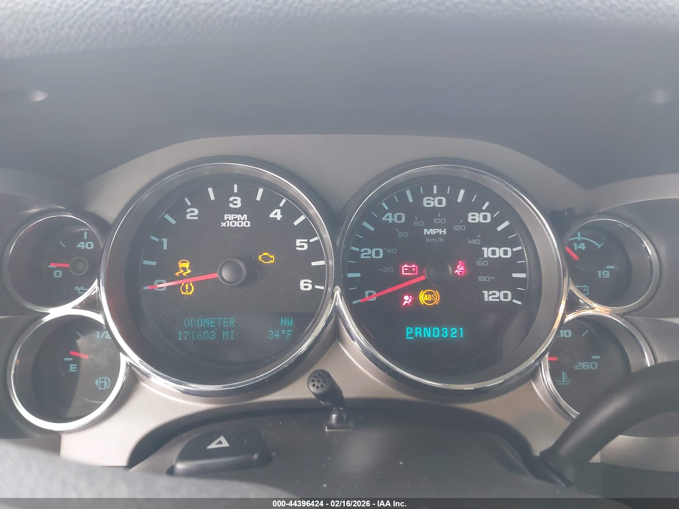 CHEVROLET SILVERADO image 7