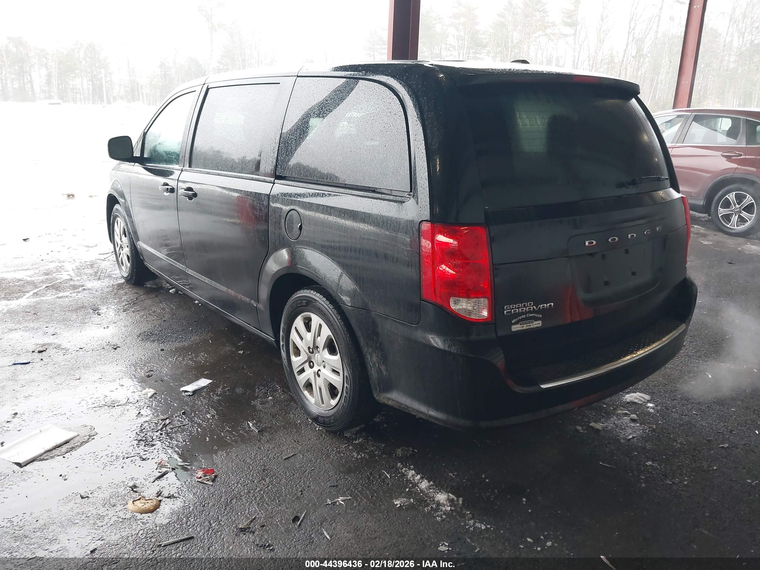 DODGE GRAND image 3