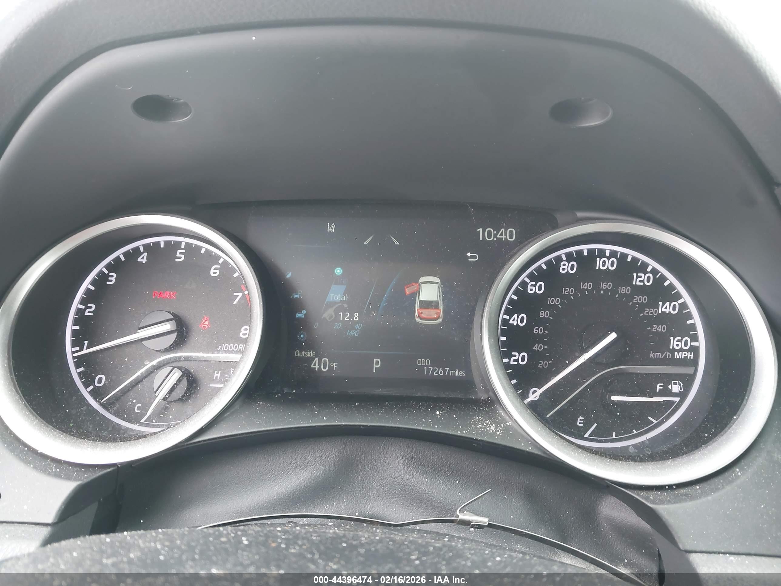 TOYOTA CAMRY image 7