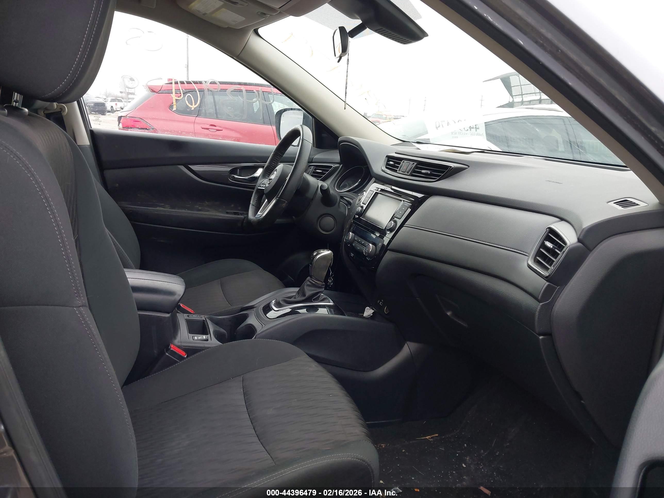 NISSAN ROGUE image 5