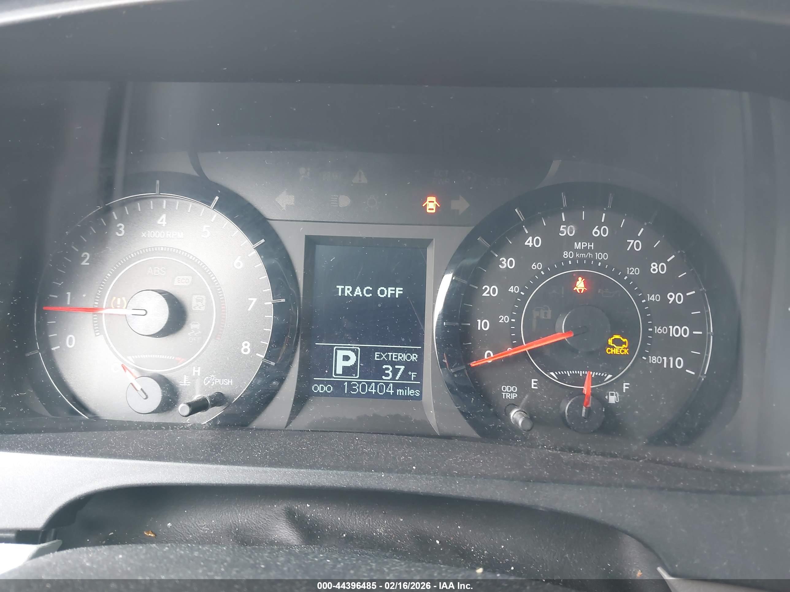 TOYOTA SIENNA image 7