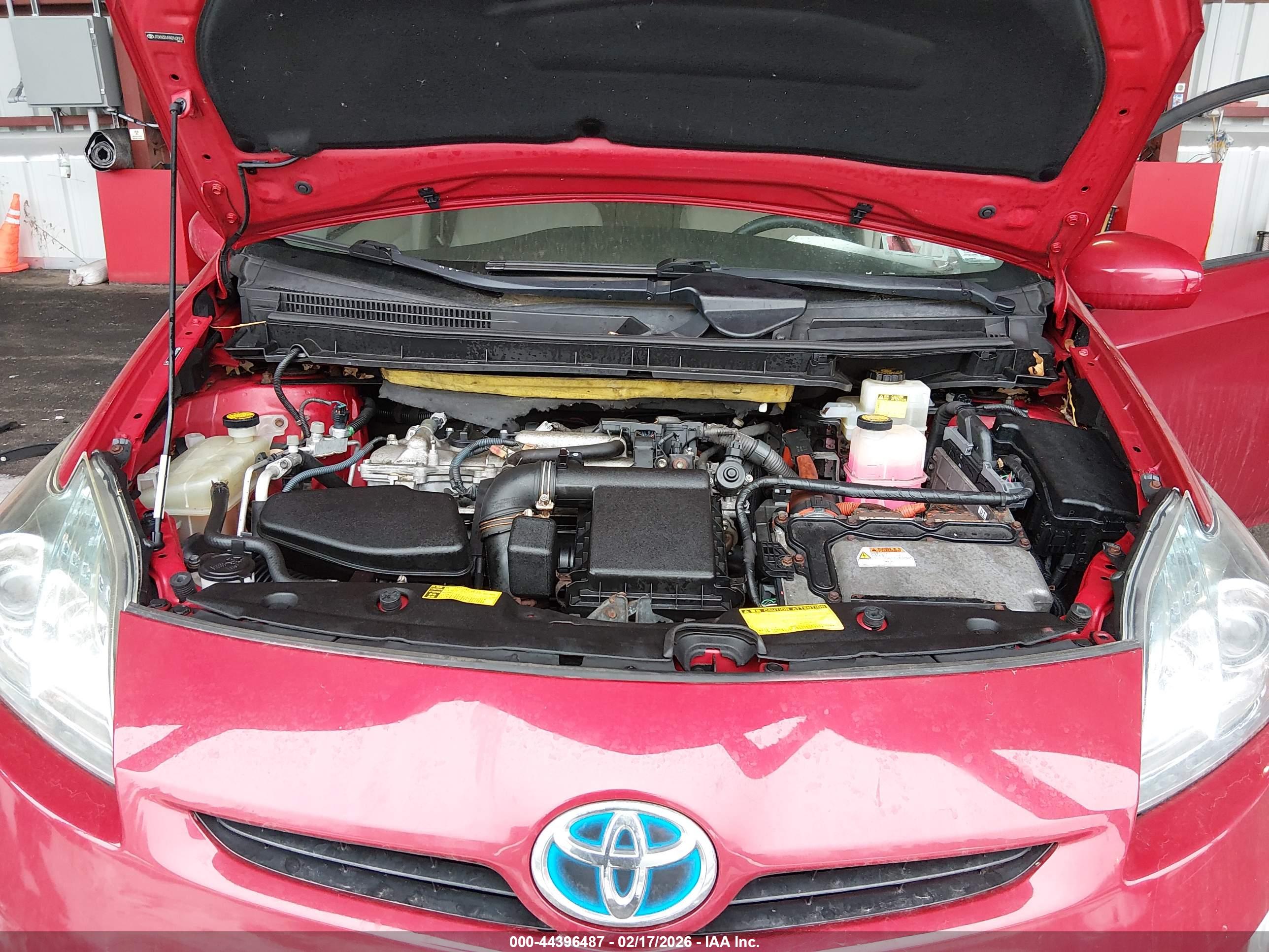 TOYOTA PRIUS image 10