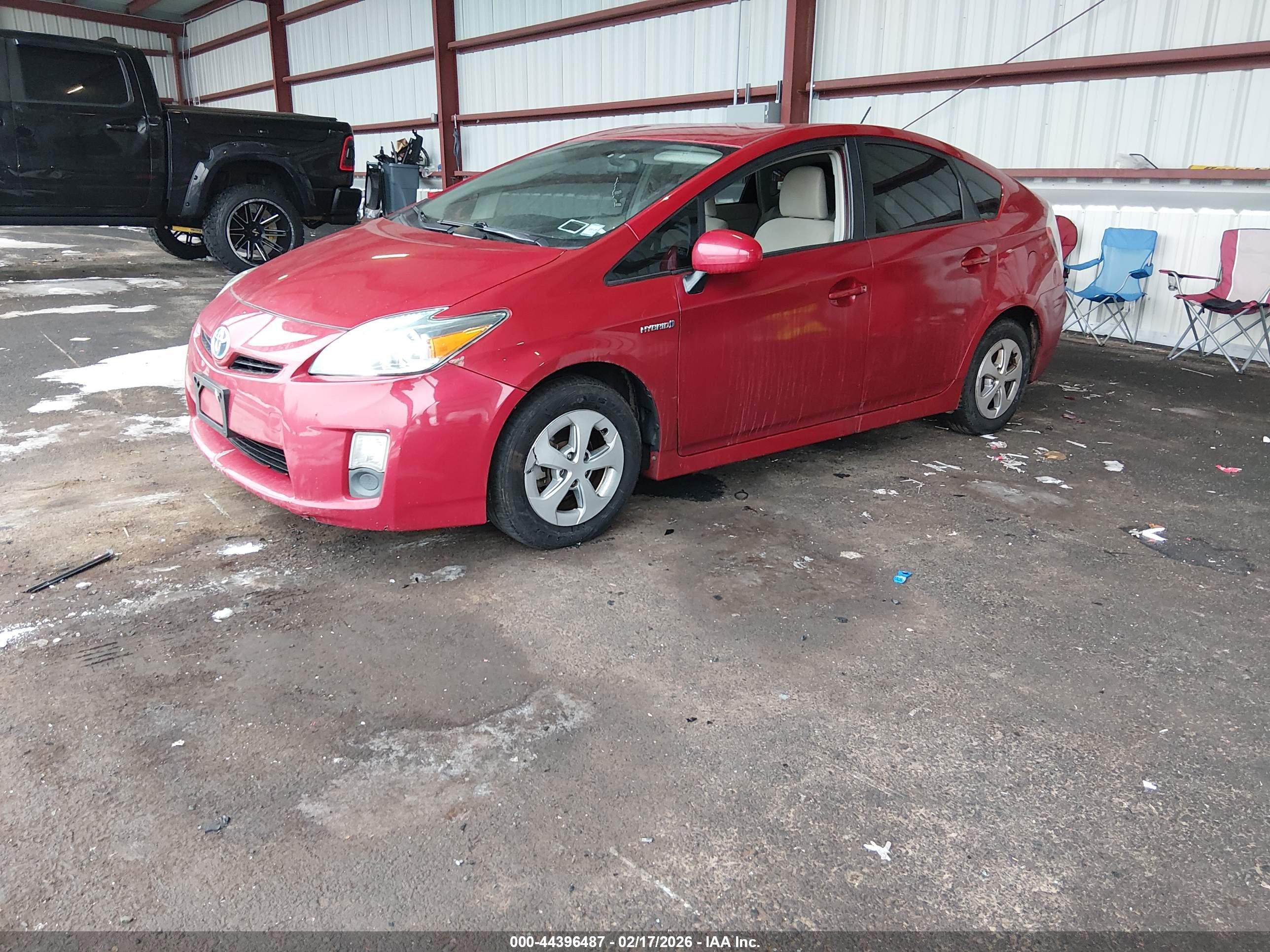 TOYOTA PRIUS image 2