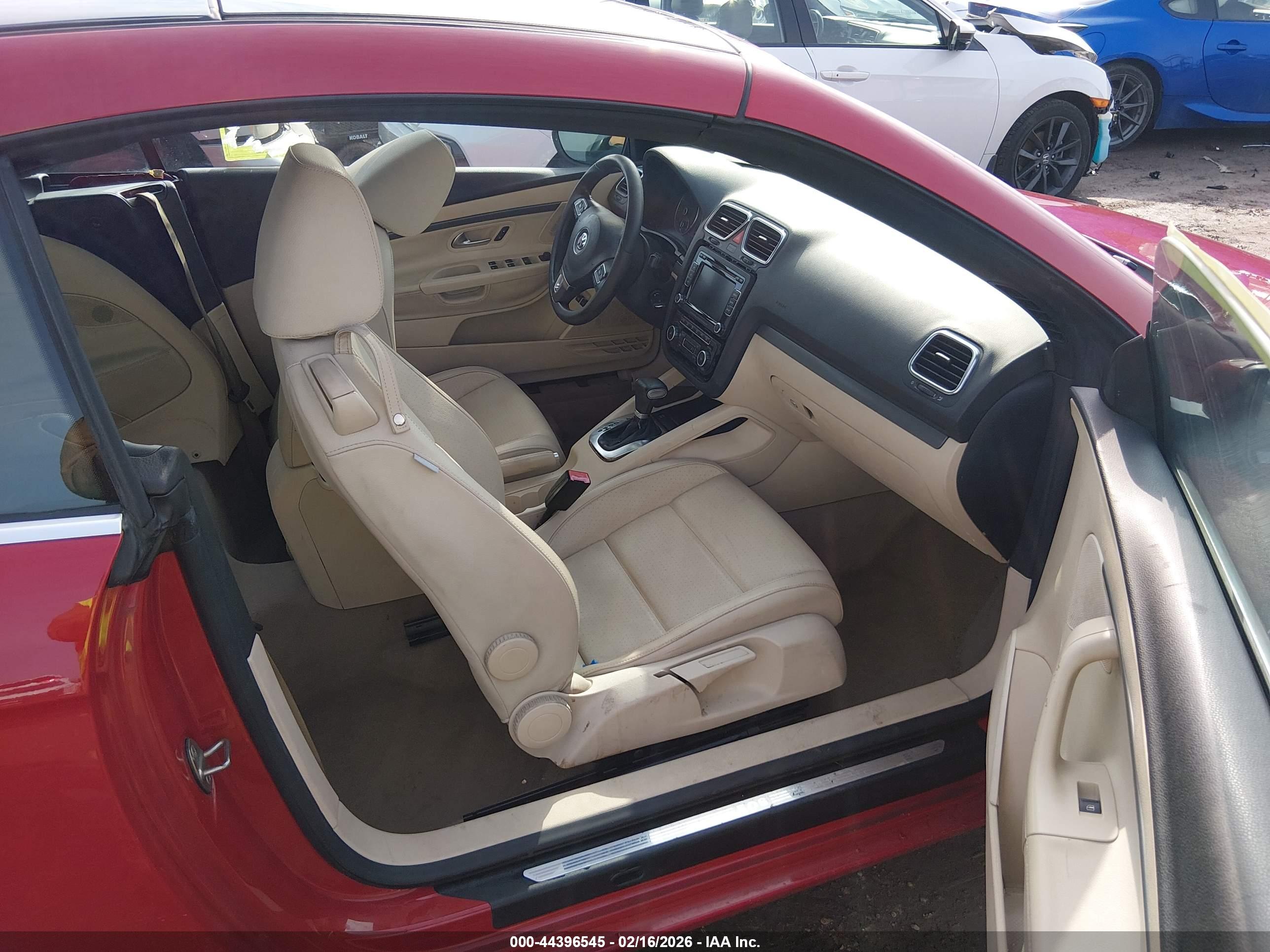 VOLKSWAGEN EOS image 5