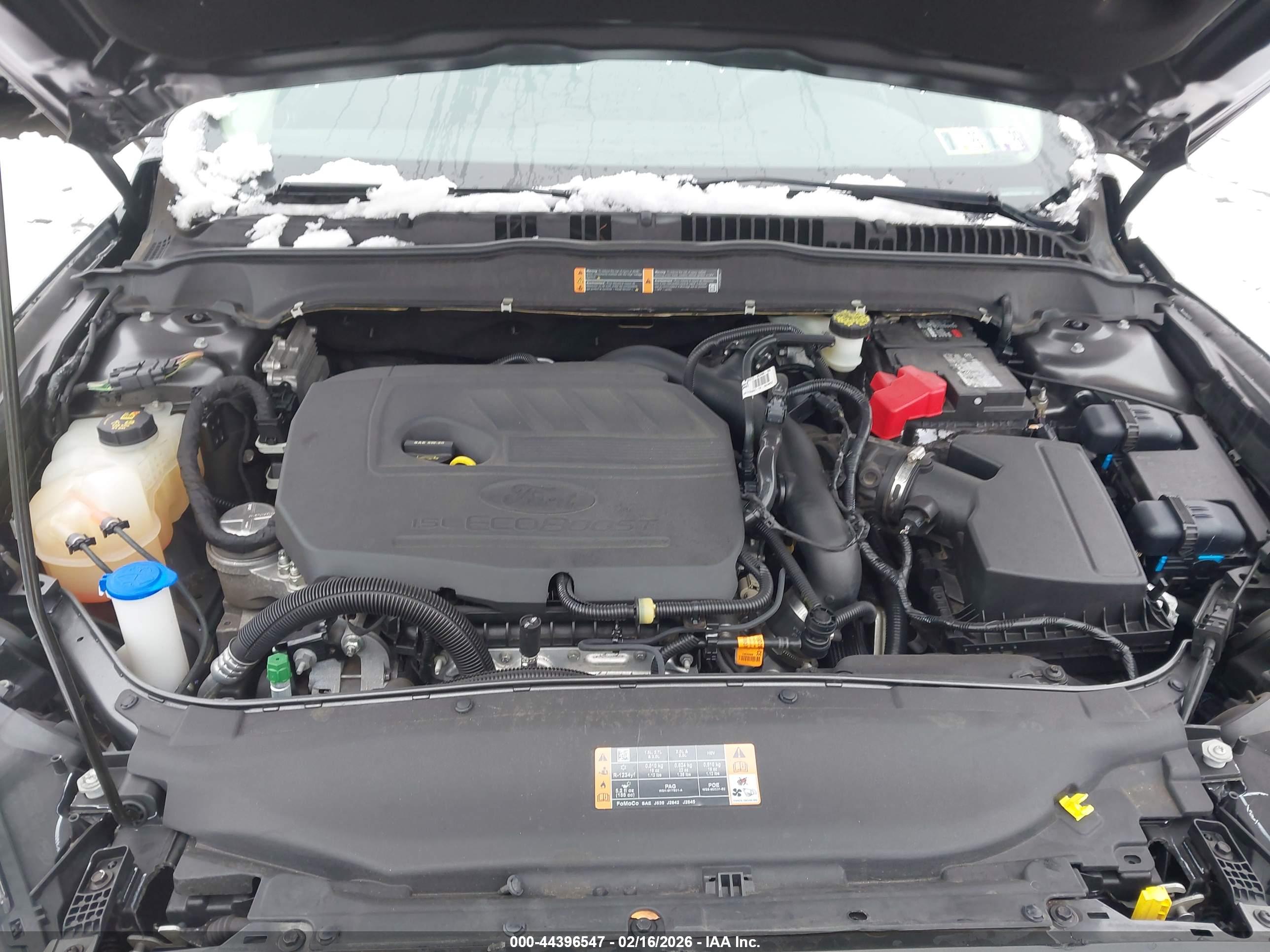 FORD FUSION image 10