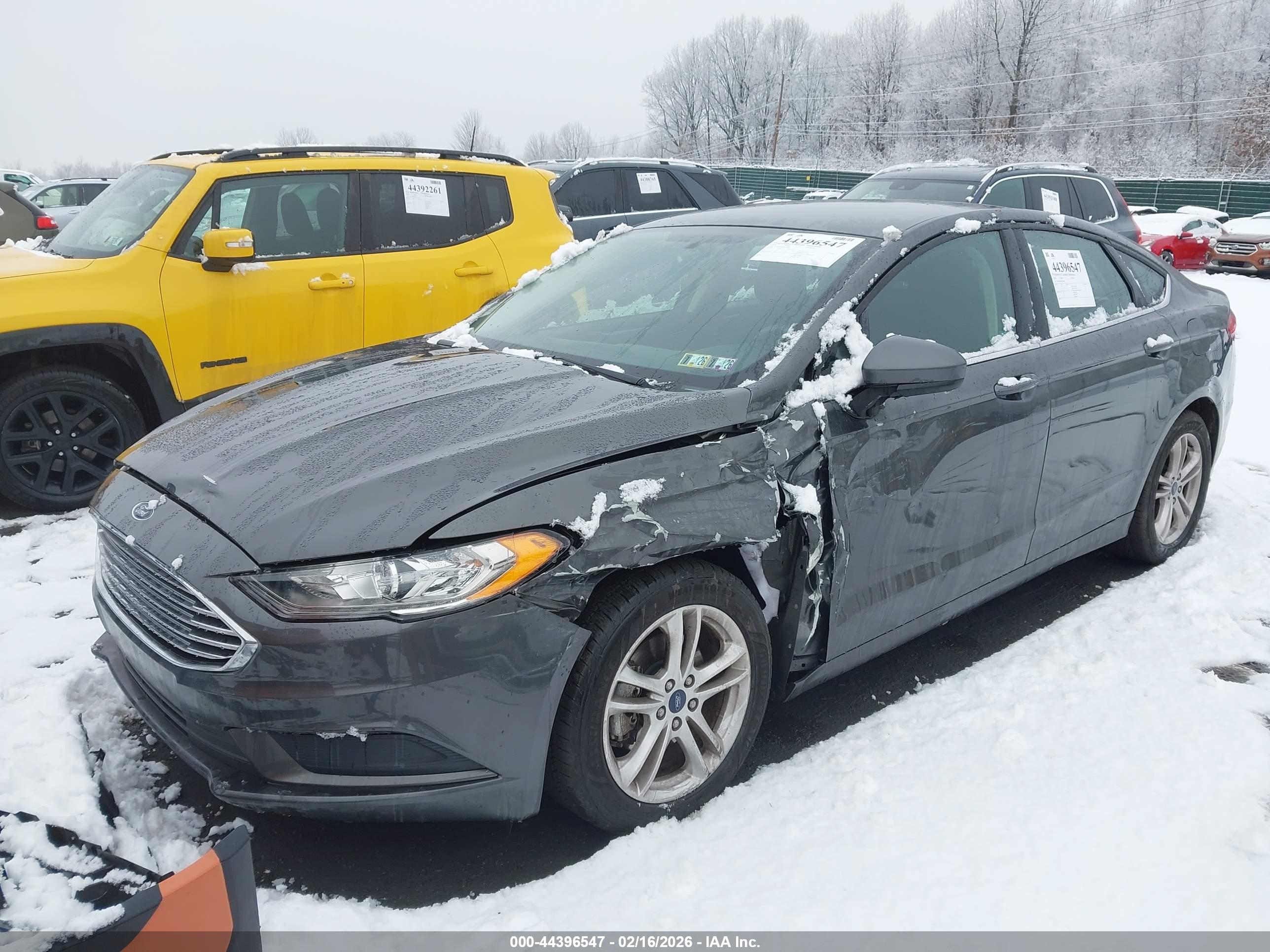 FORD FUSION image 2