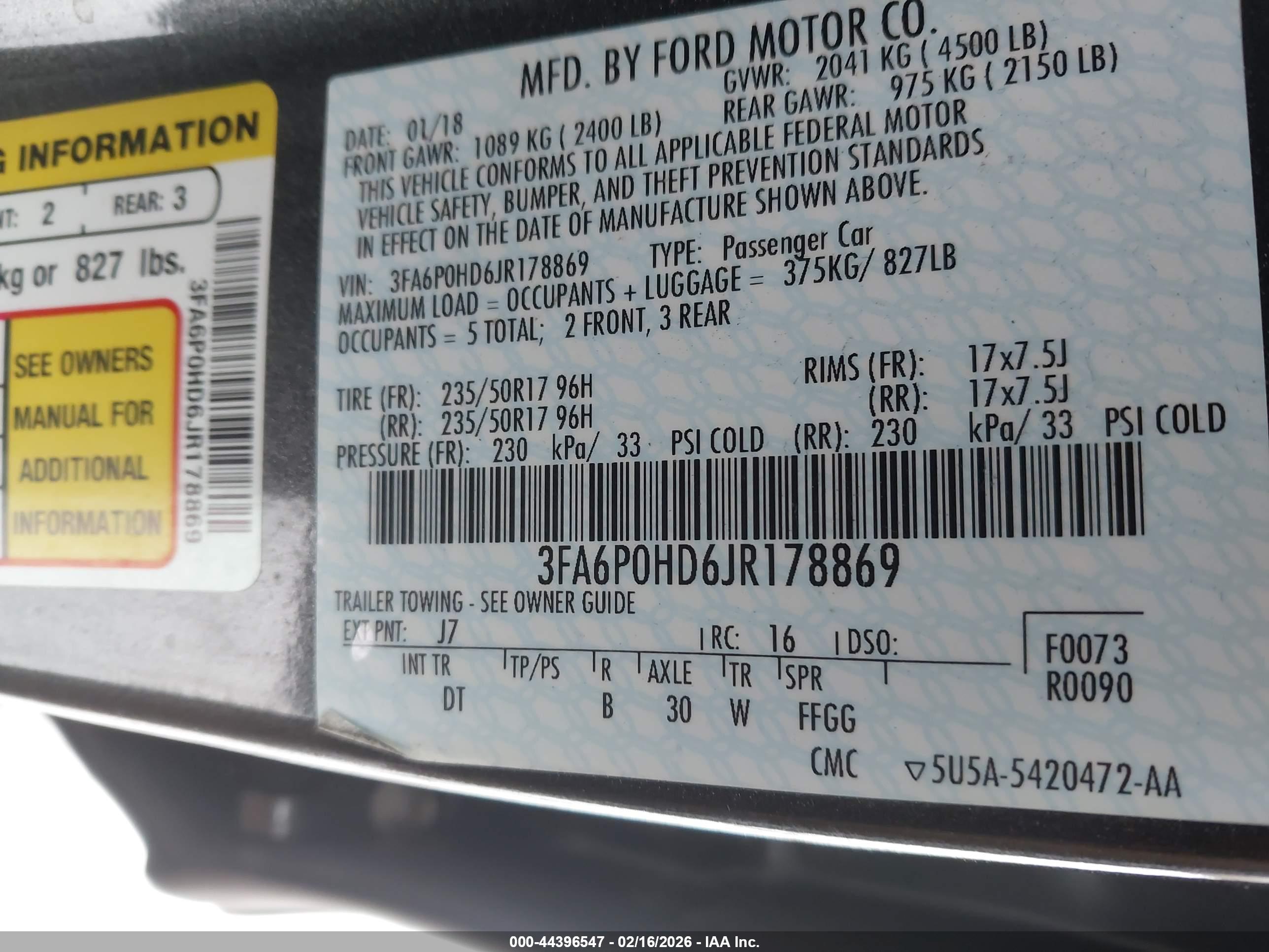 FORD FUSION image 9