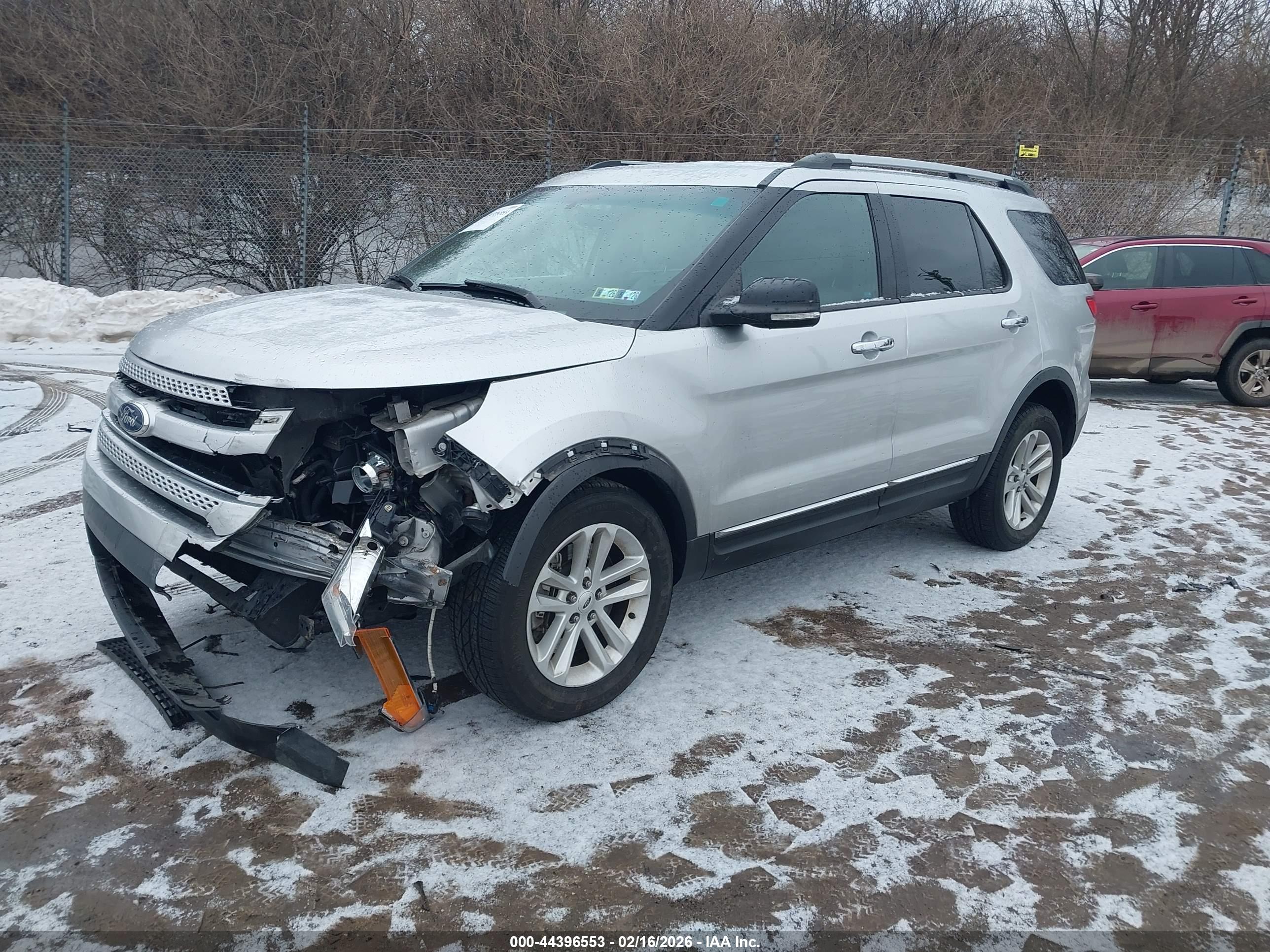 FORD EXPLORER image 2