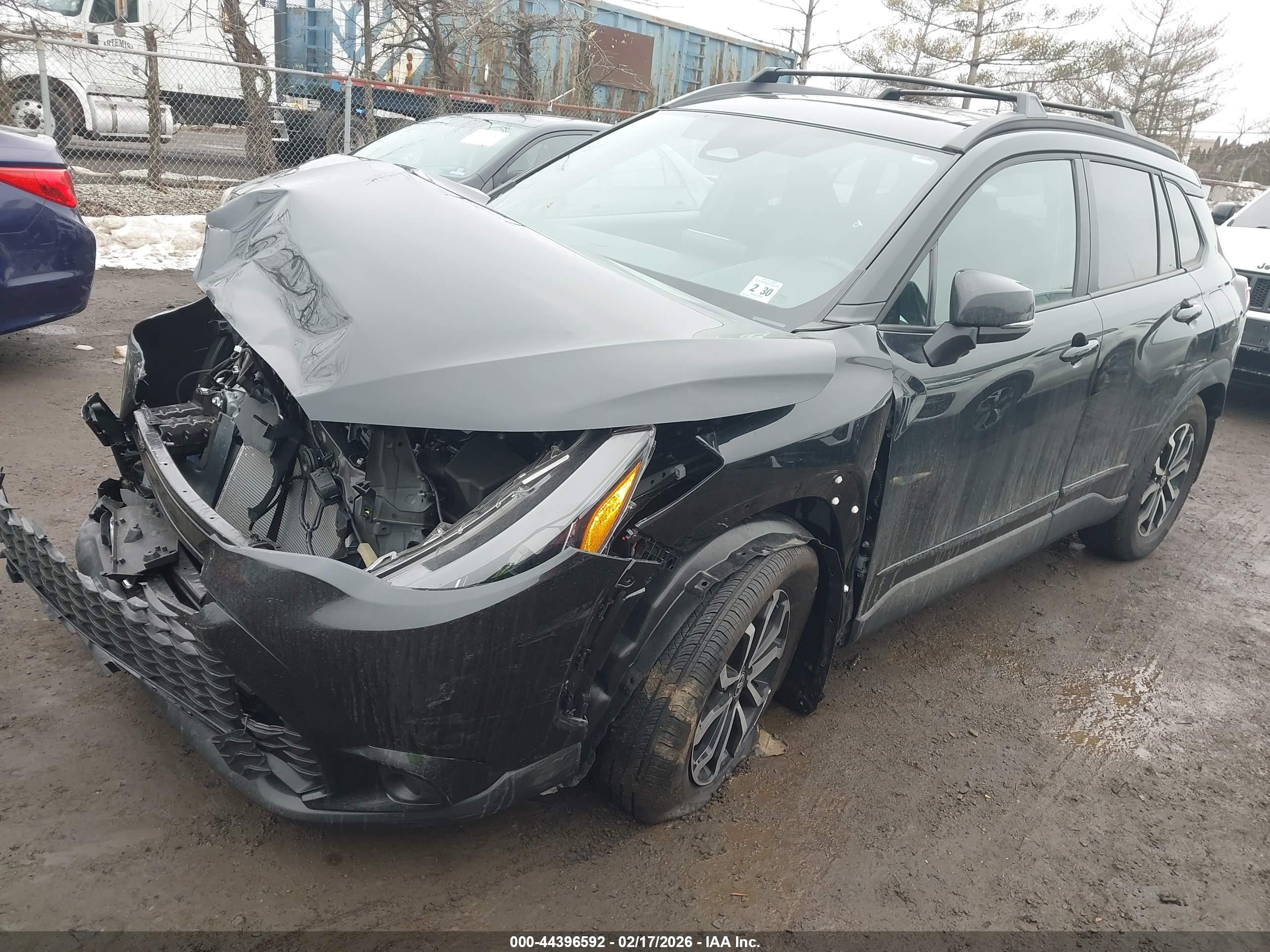 TOYOTA COROLLA image 2