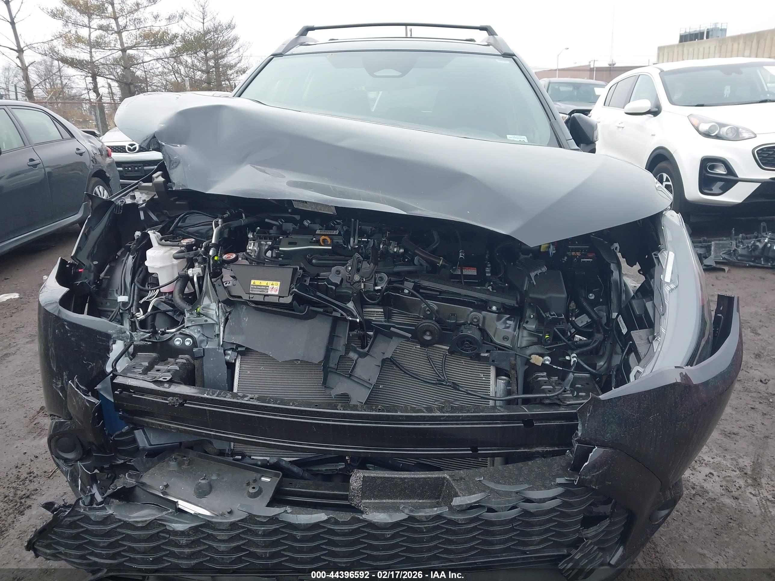 TOYOTA COROLLA image 6