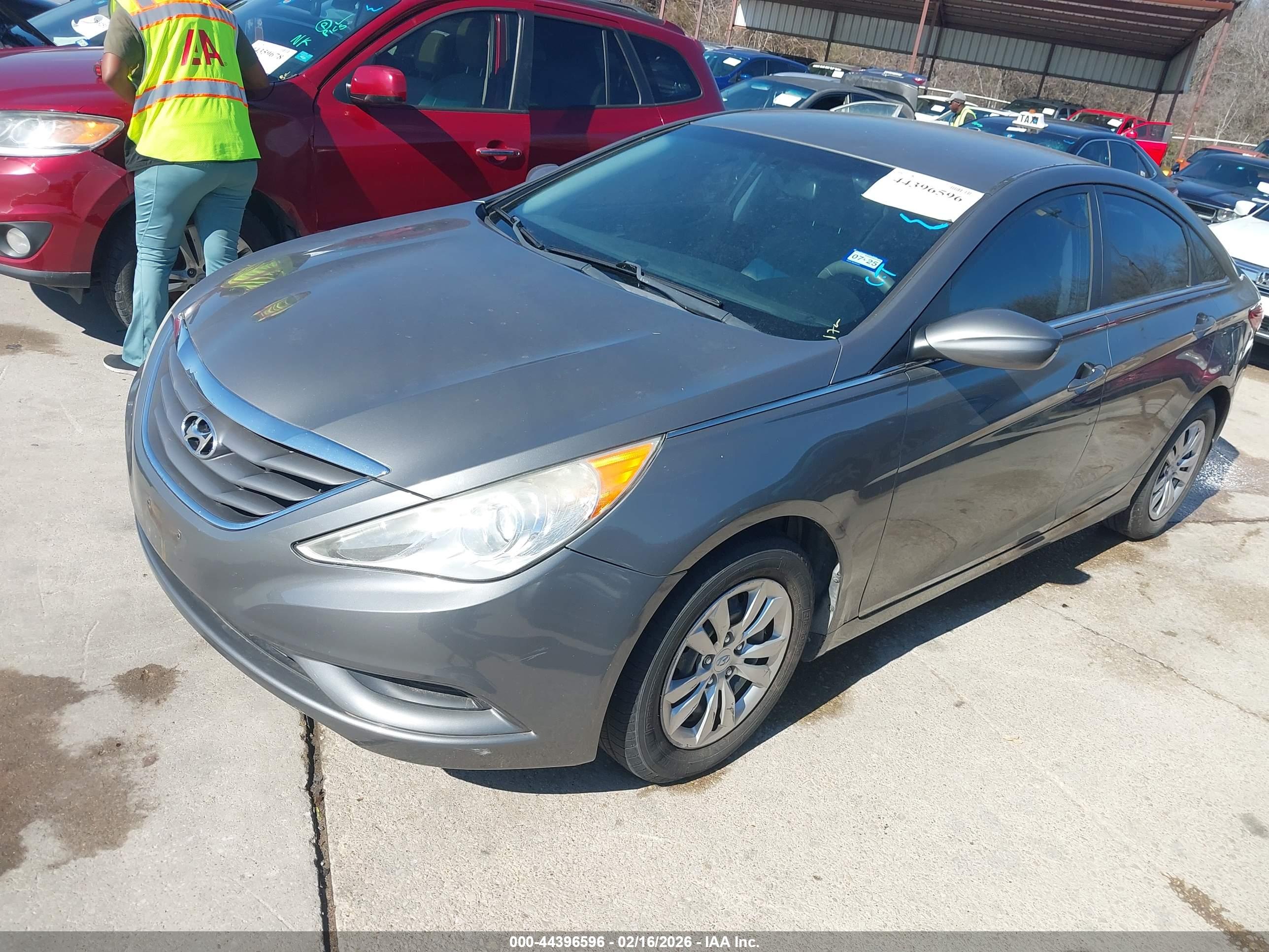 HYUNDAI SONATA image 2