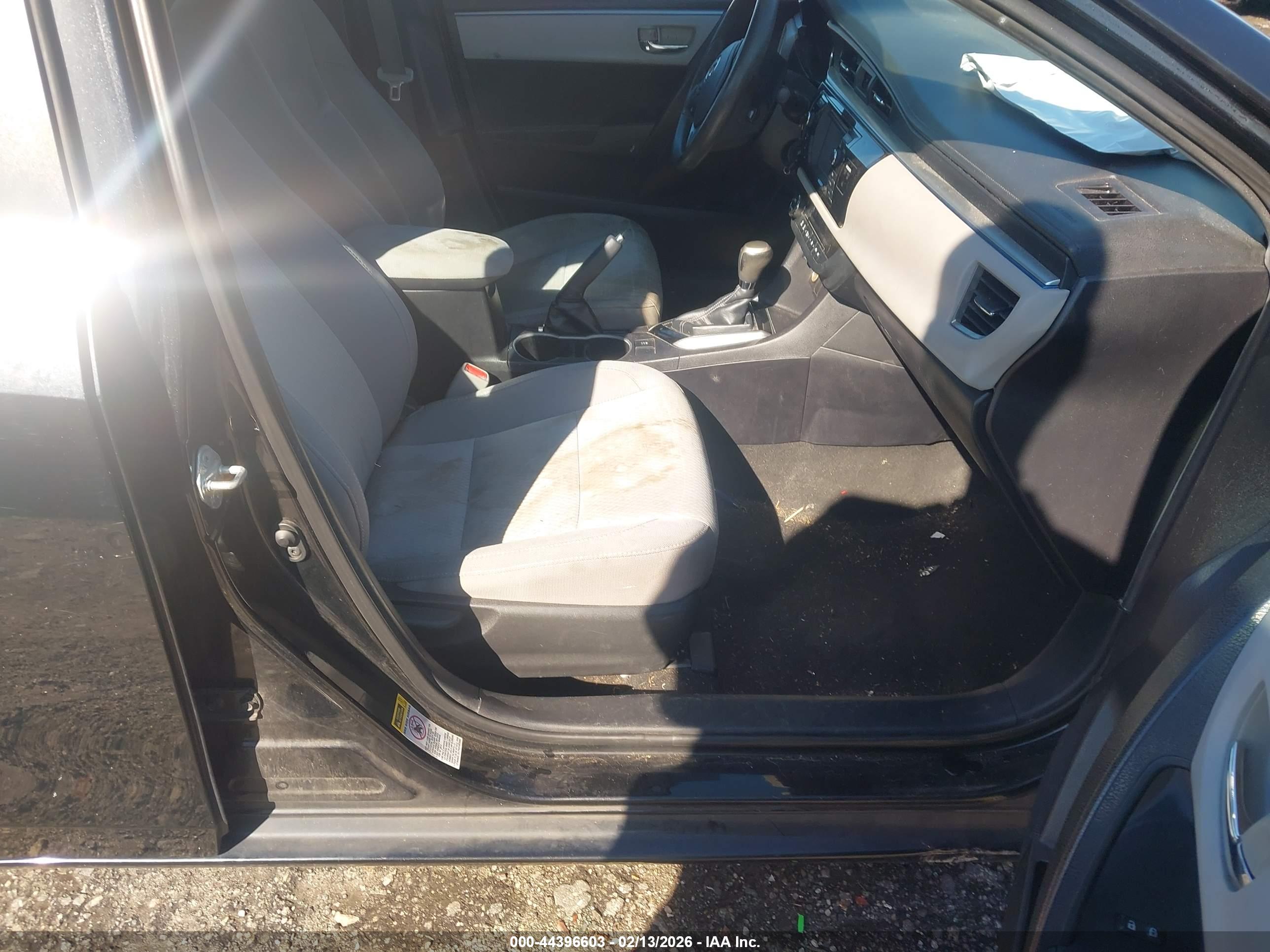 TOYOTA COROLLA image 5