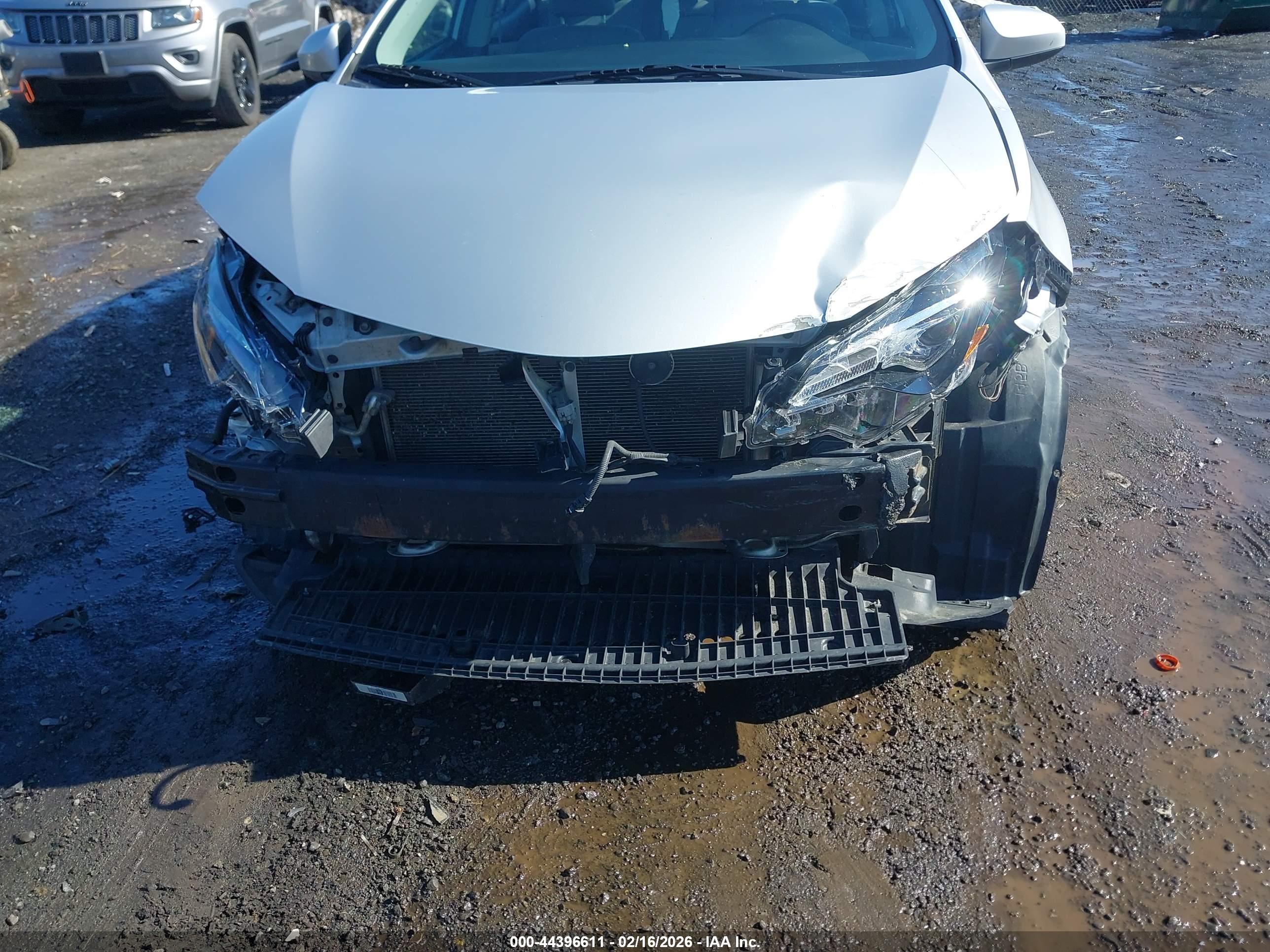 TOYOTA COROLLA image 6