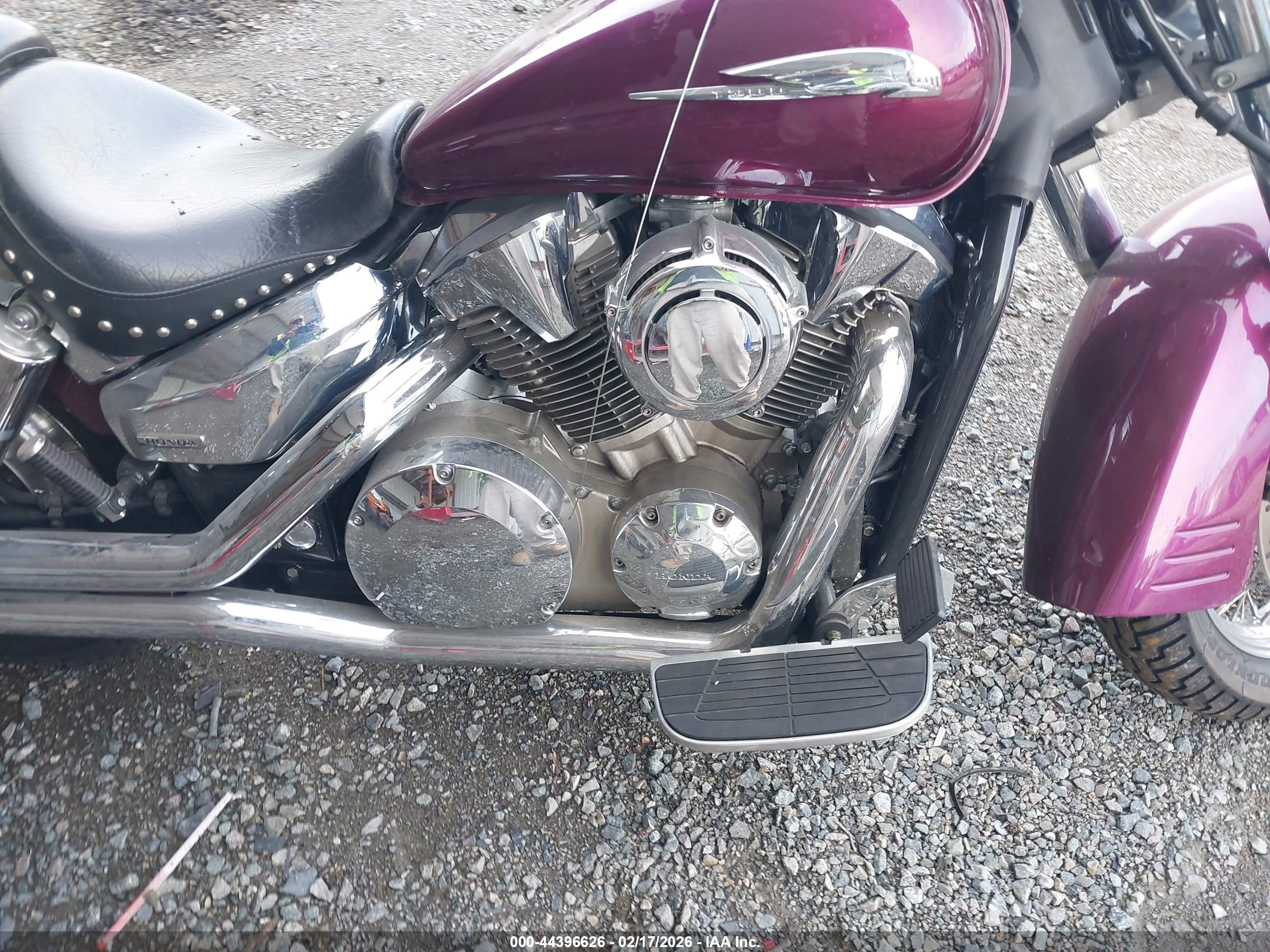 HONDA VT1300 image 8
