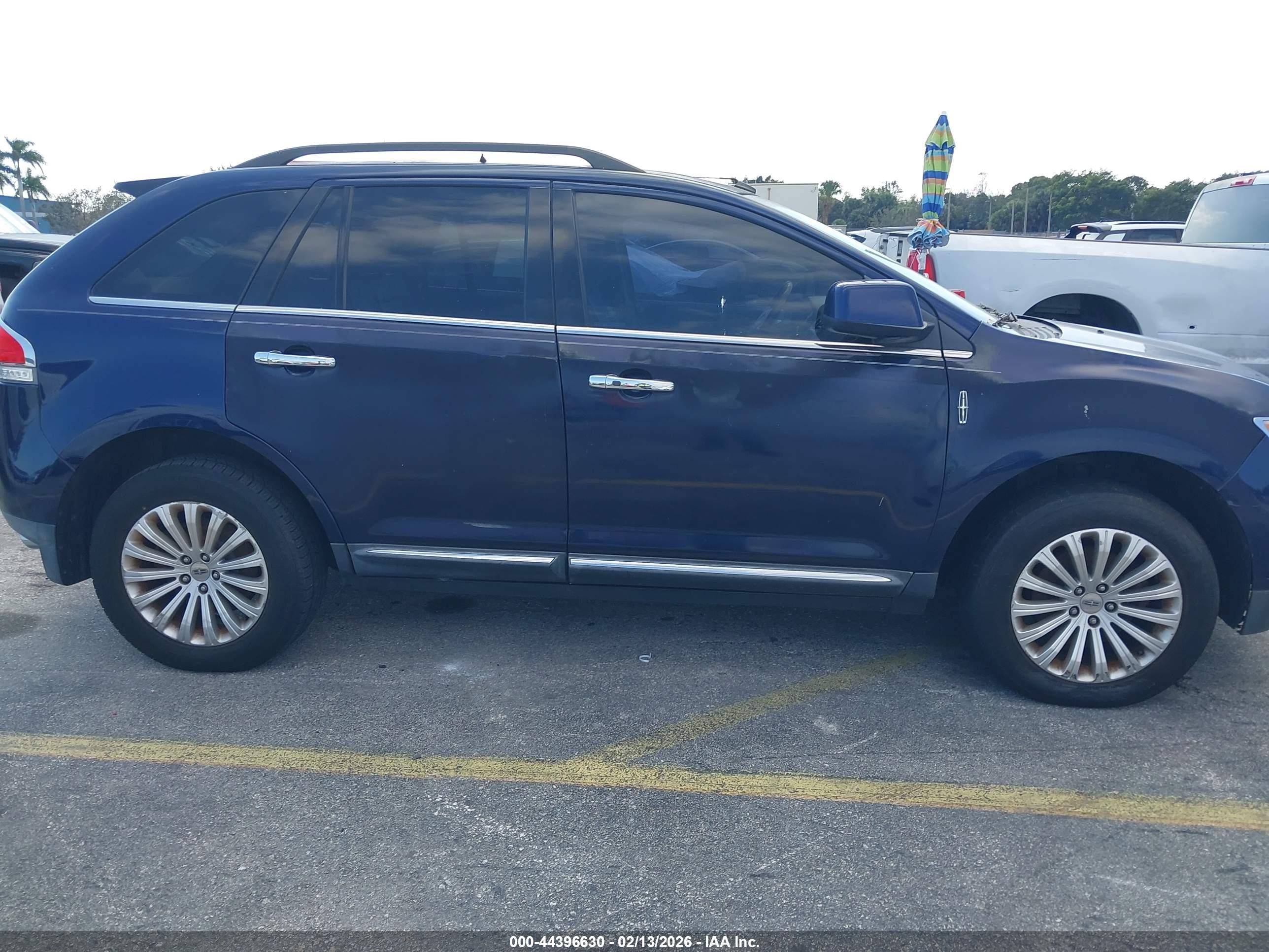 LINCOLN MKX image 6
