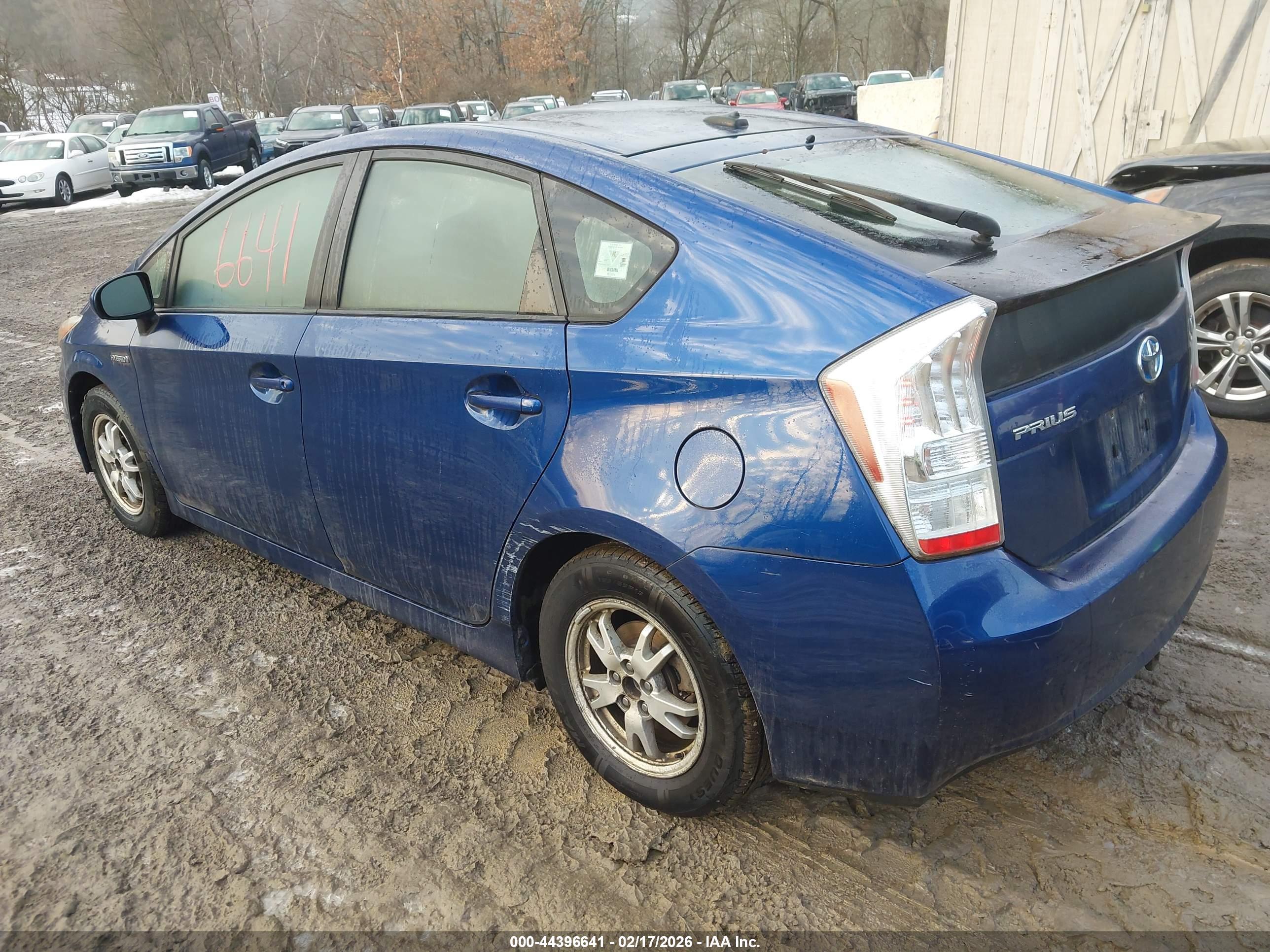 TOYOTA PRIUS image 3