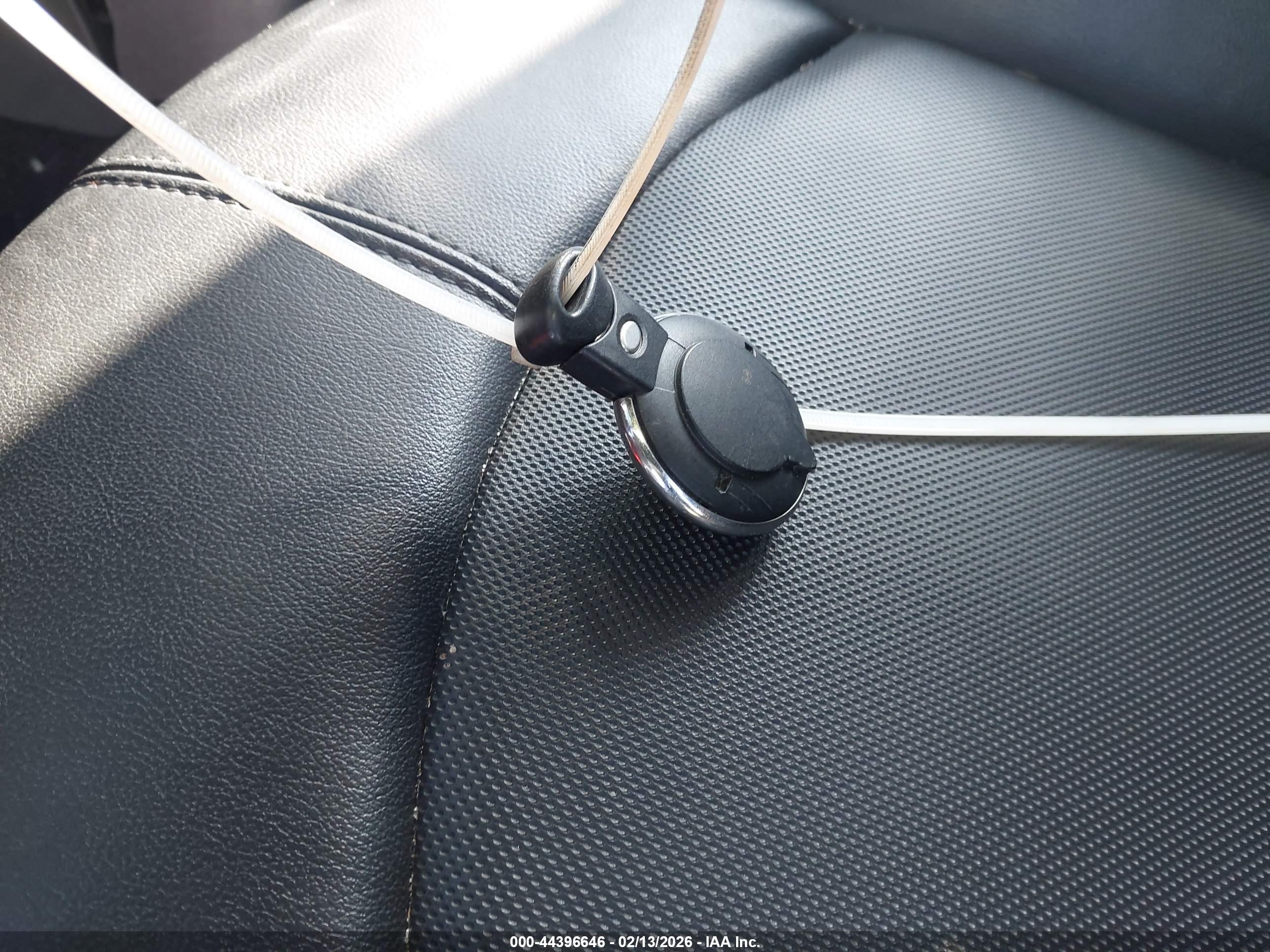 MINI COUNTRYMAN image 11