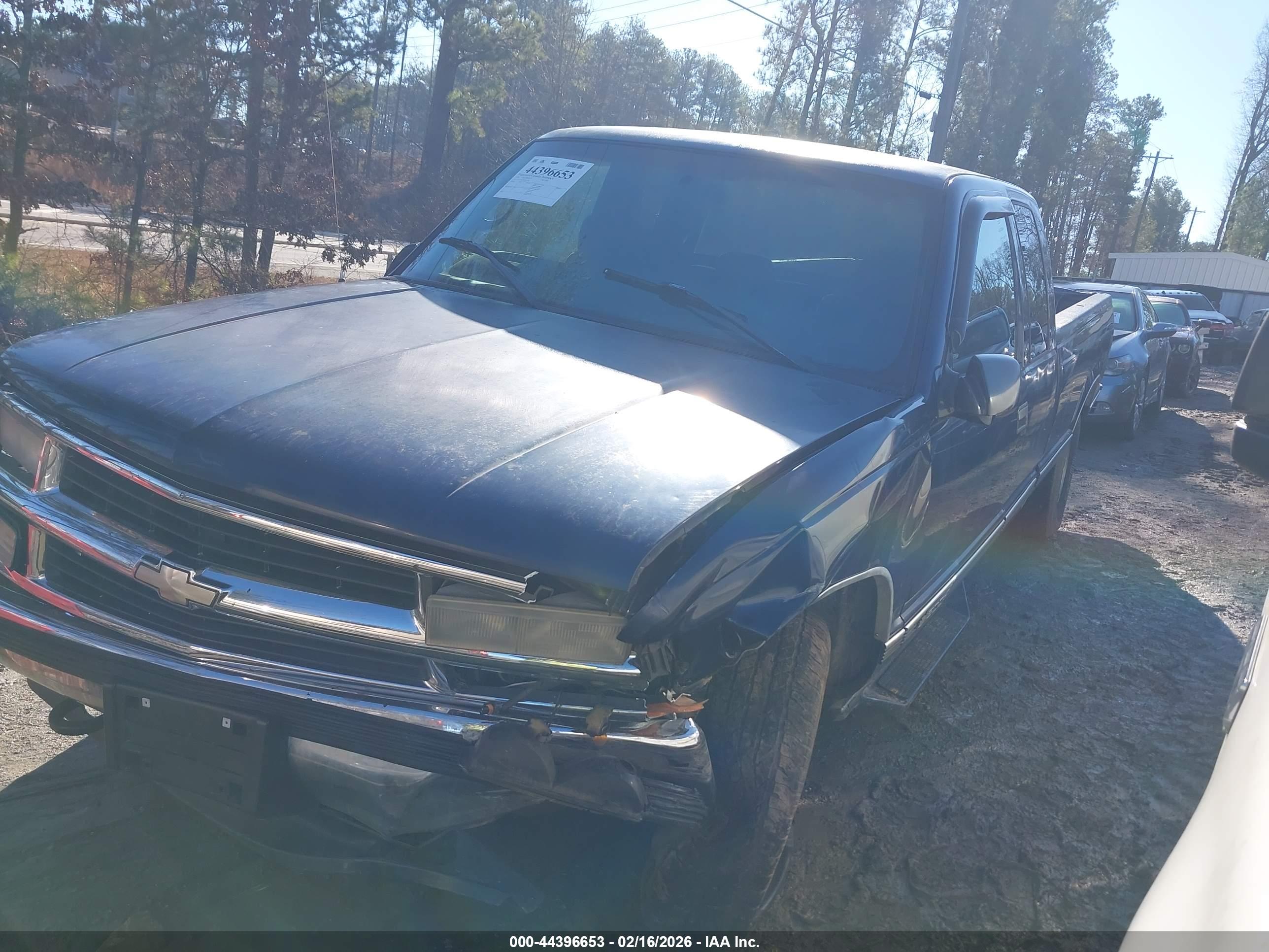 CHEVROLET C/K image 2