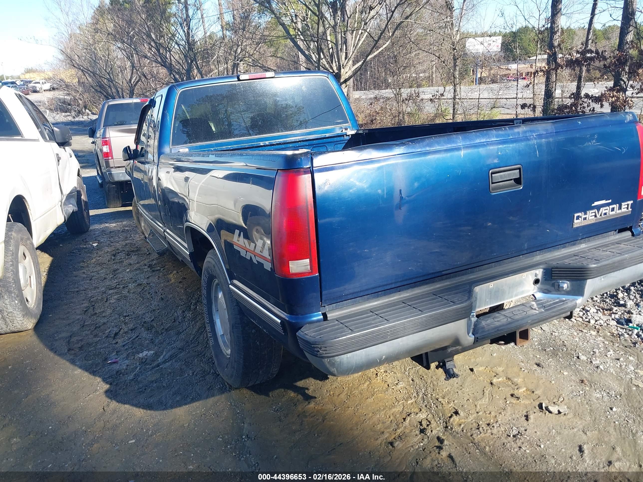 CHEVROLET C/K image 3