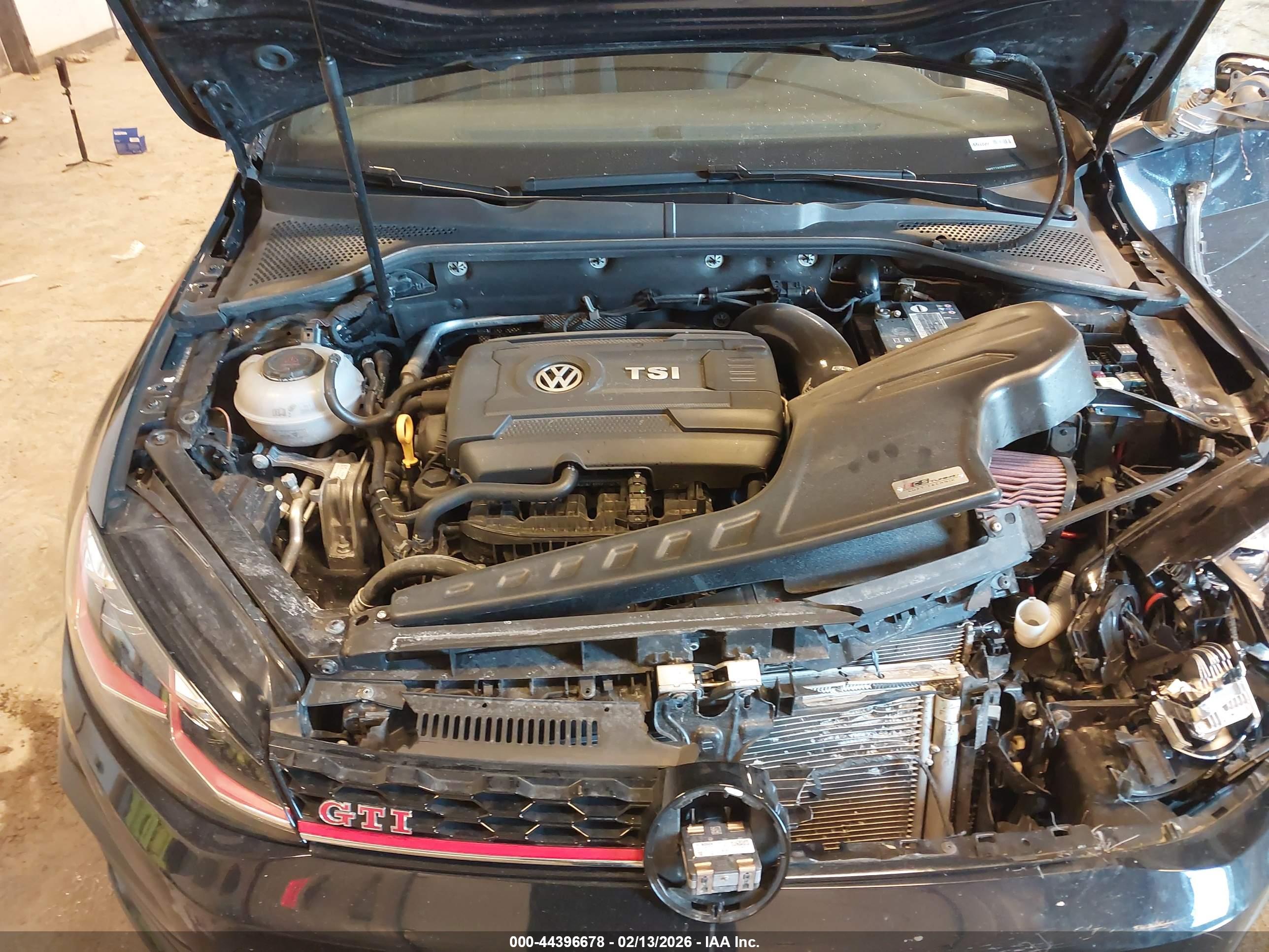 VOLKSWAGEN GOLF image 10