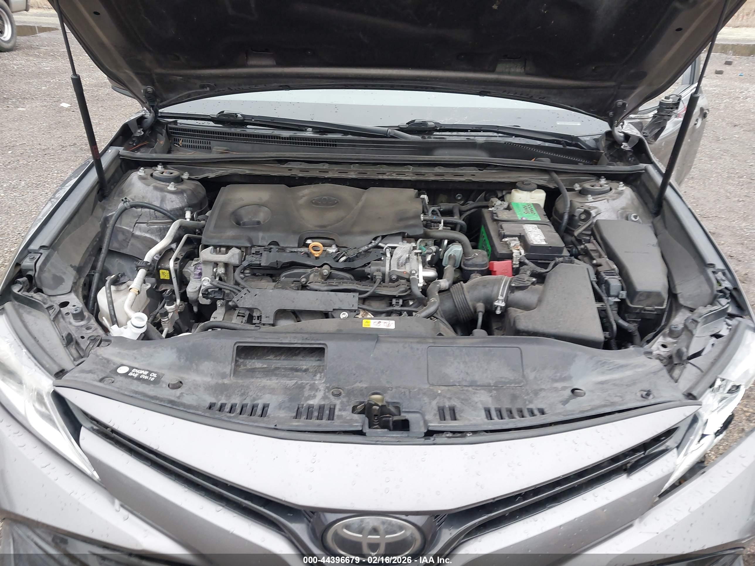 TOYOTA CAMRY image 10