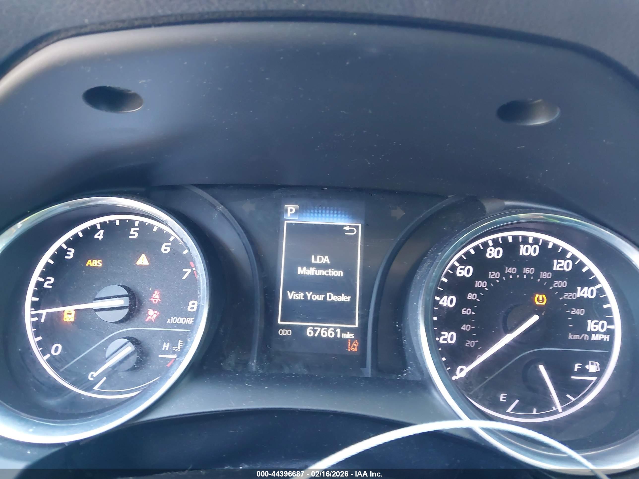TOYOTA CAMRY image 7