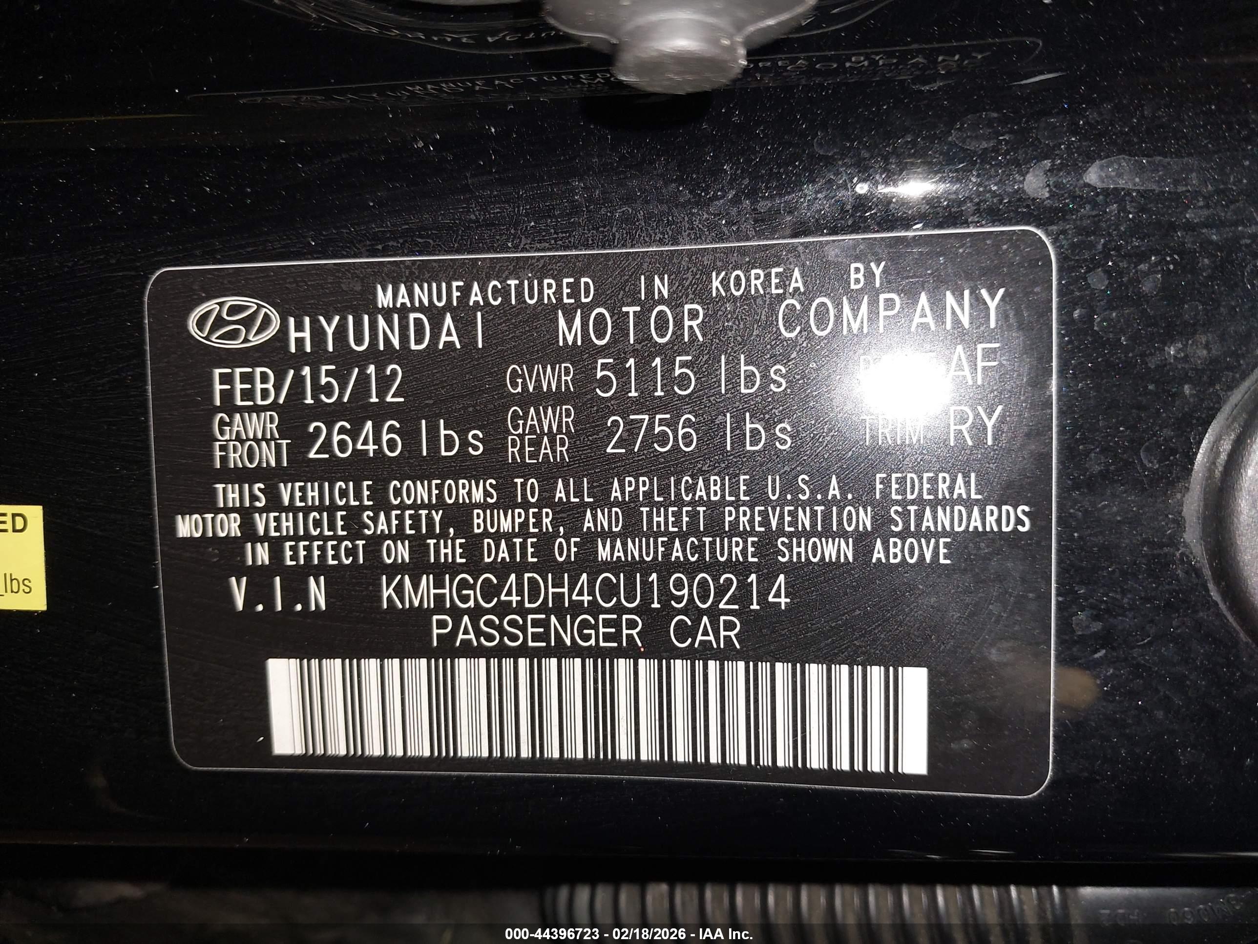 HYUNDAI GENESIS image 9