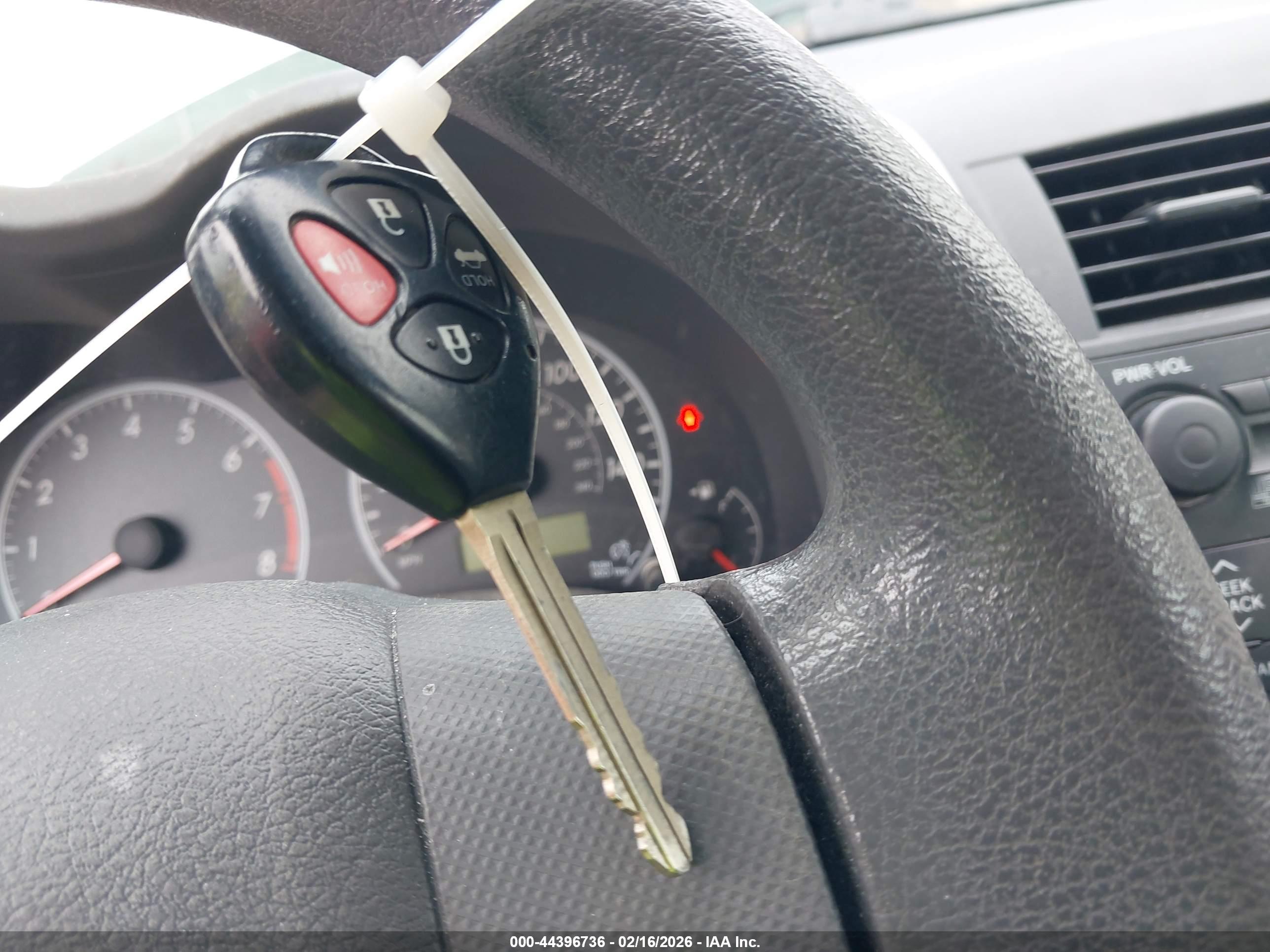 TOYOTA COROLLA image 11