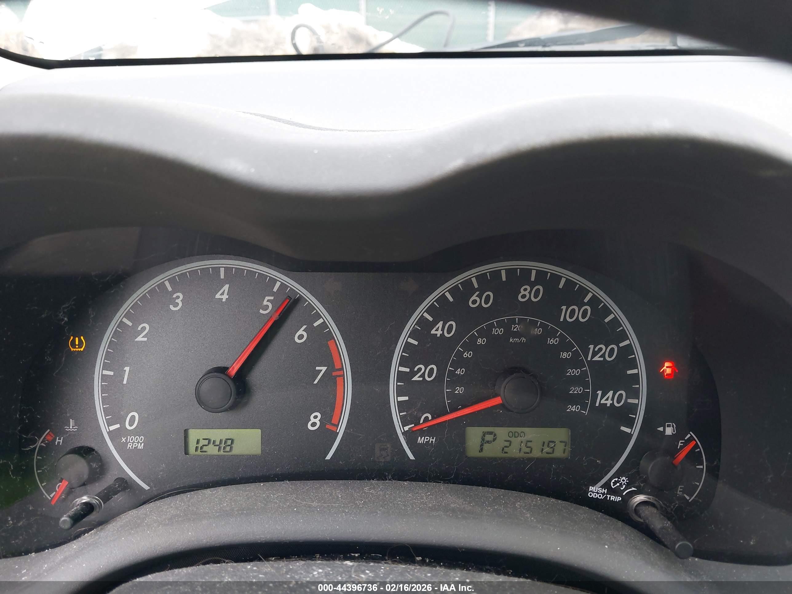 TOYOTA COROLLA image 7