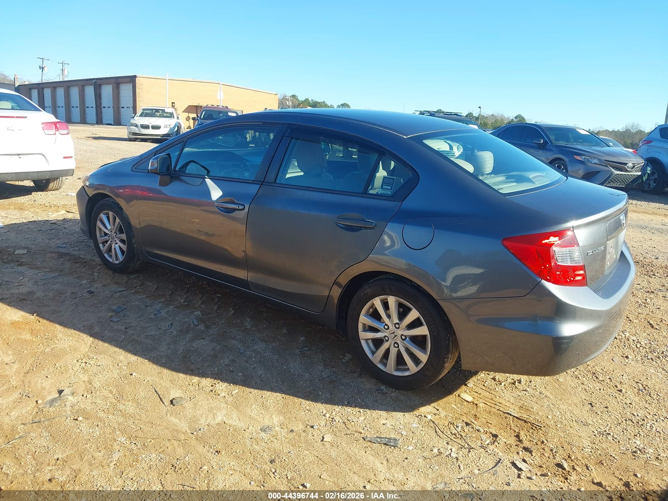 HONDA CIVIC image 3