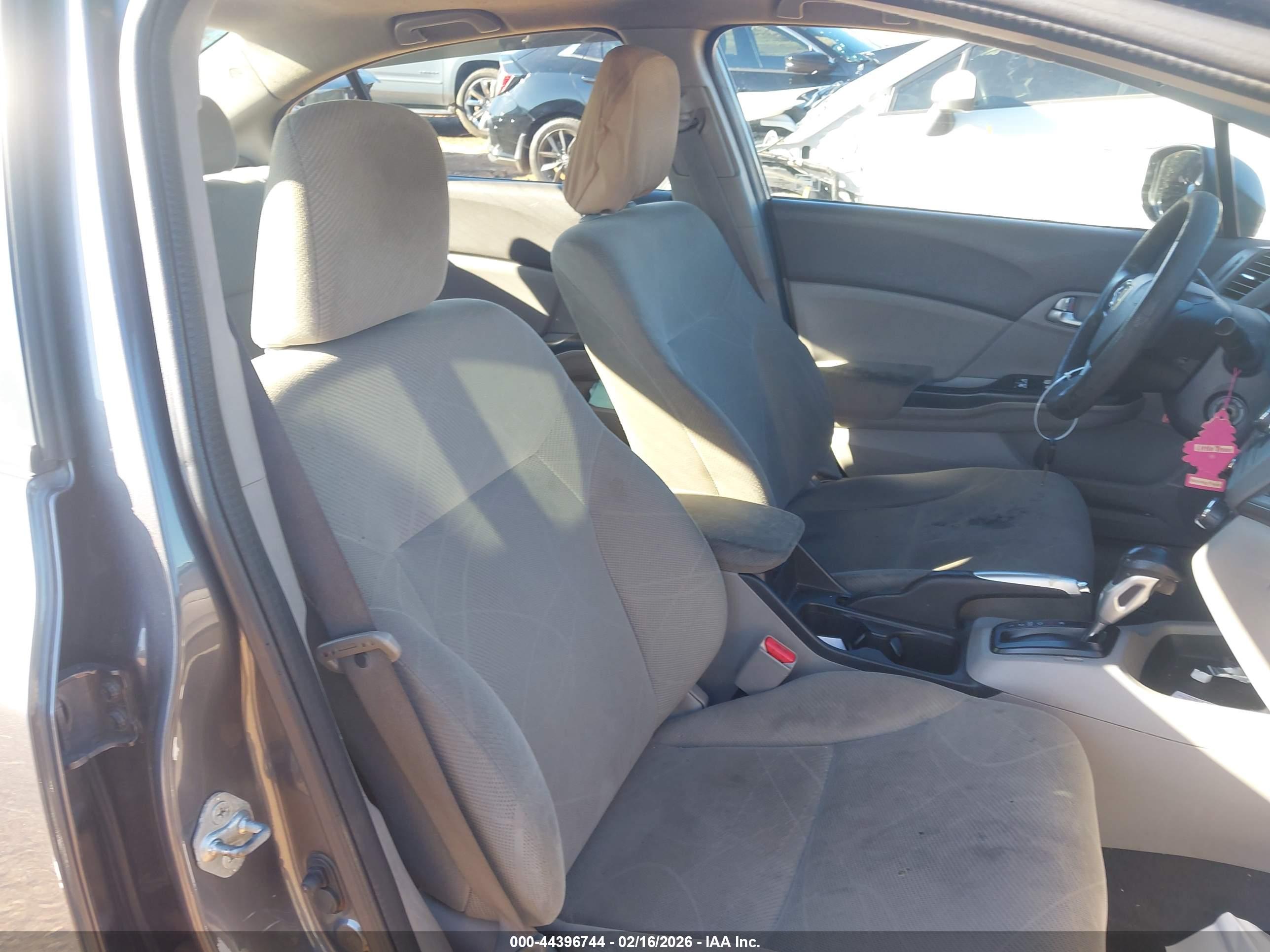 HONDA CIVIC image 5