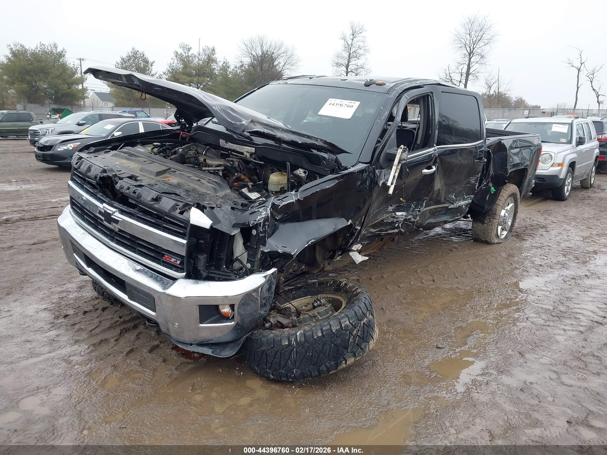 CHEVROLET SILVERADO image 2