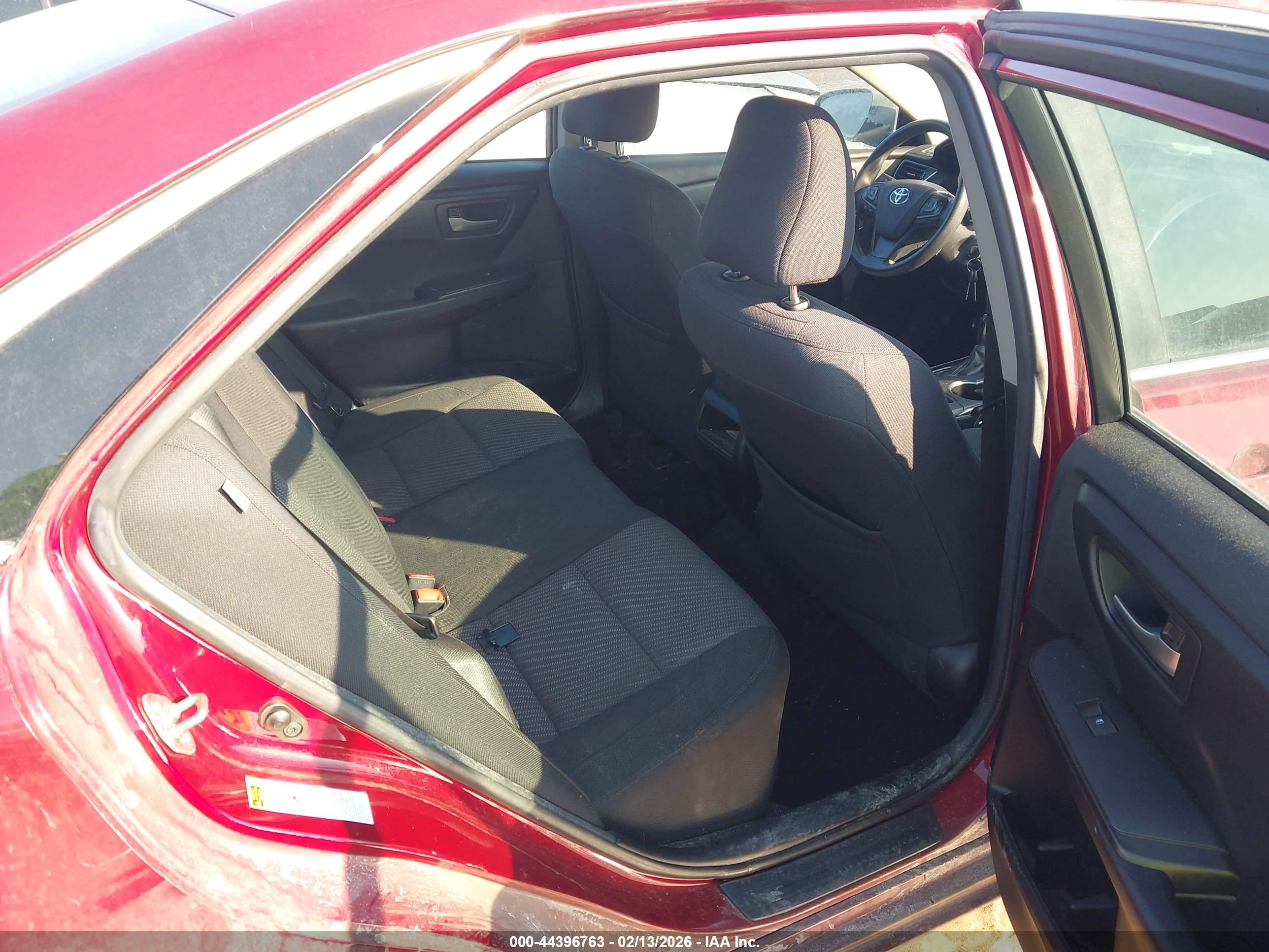 TOYOTA CAMRY image 8
