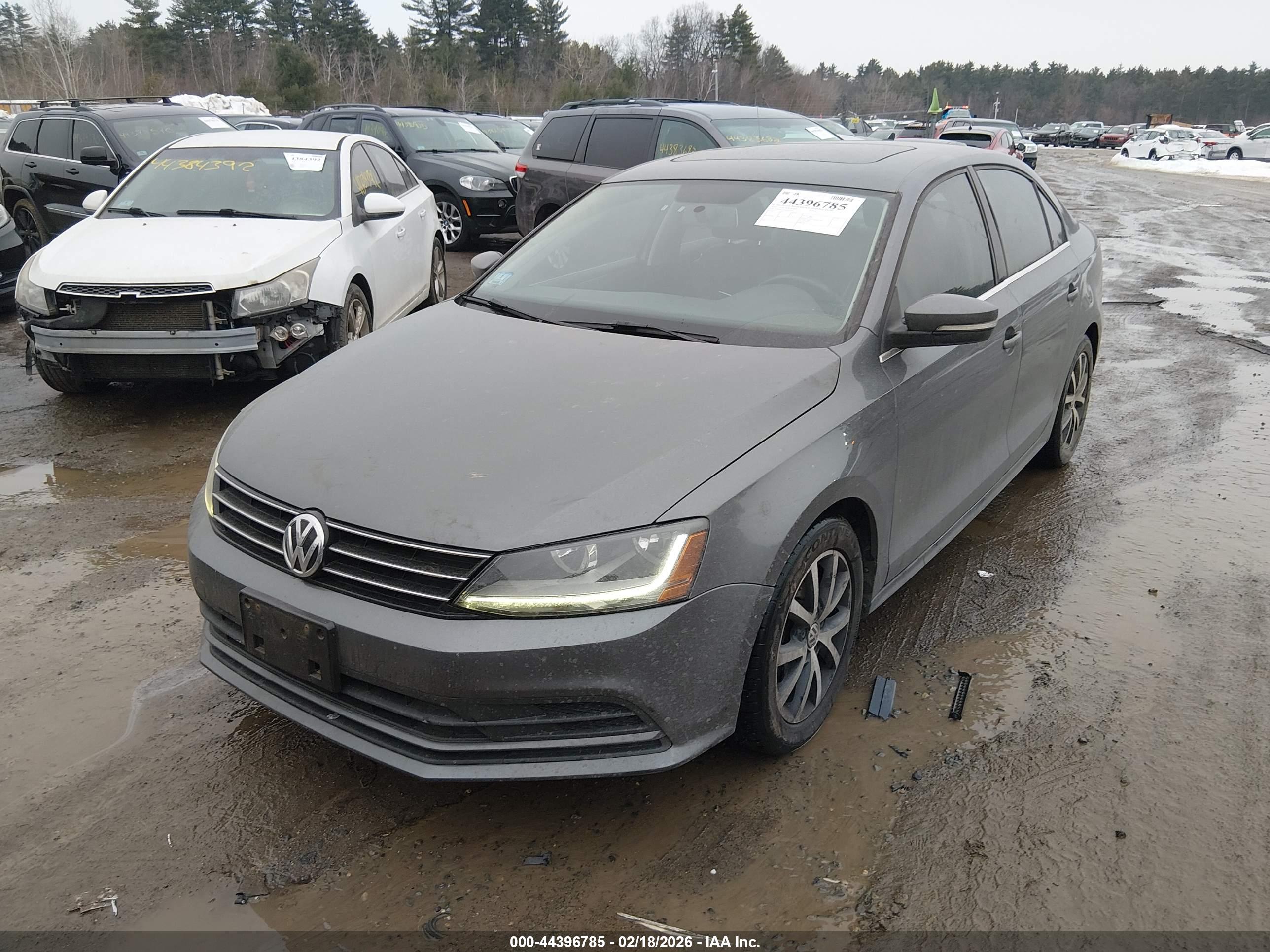 VOLKSWAGEN JETTA image 2