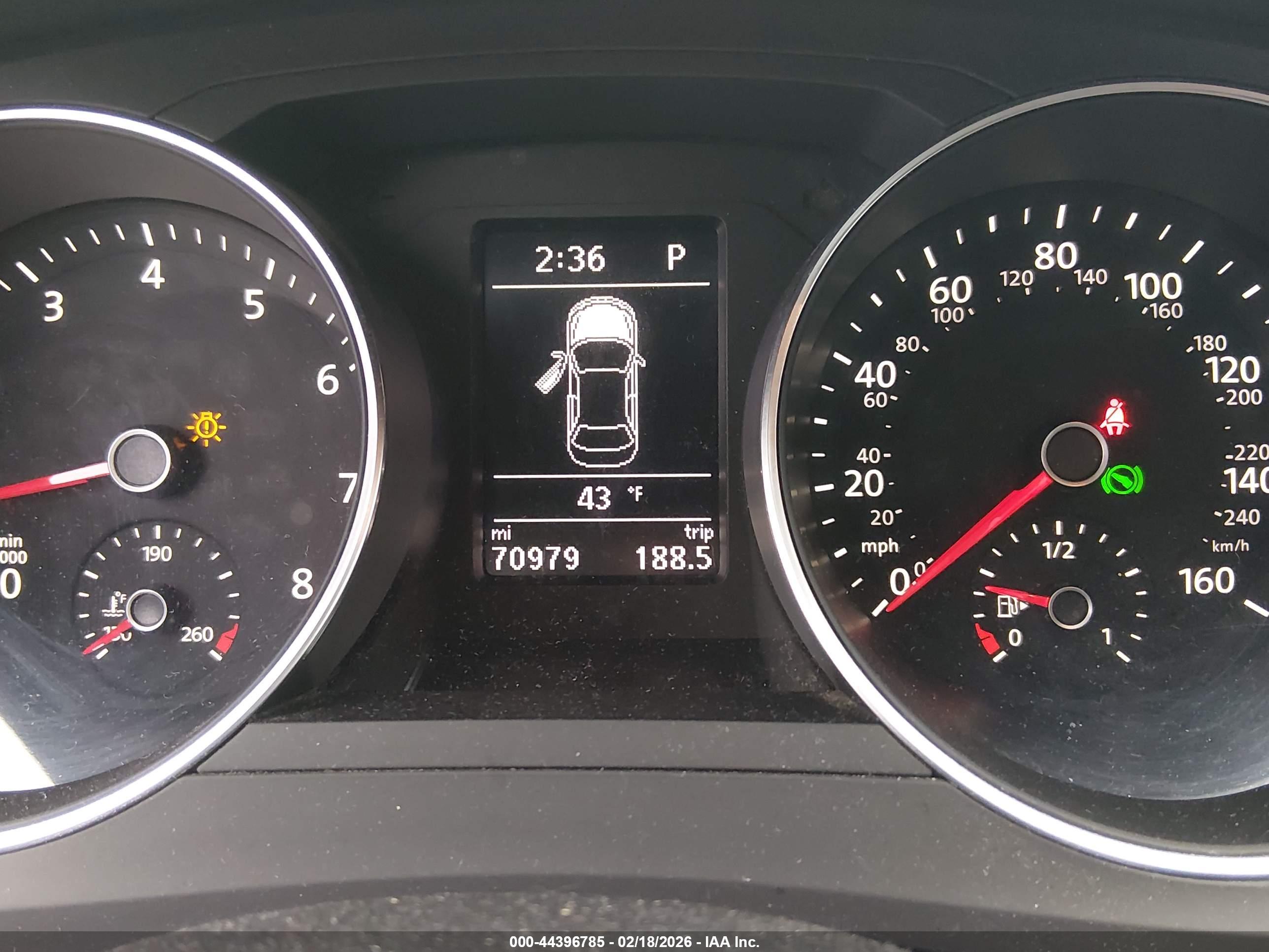 VOLKSWAGEN JETTA image 7