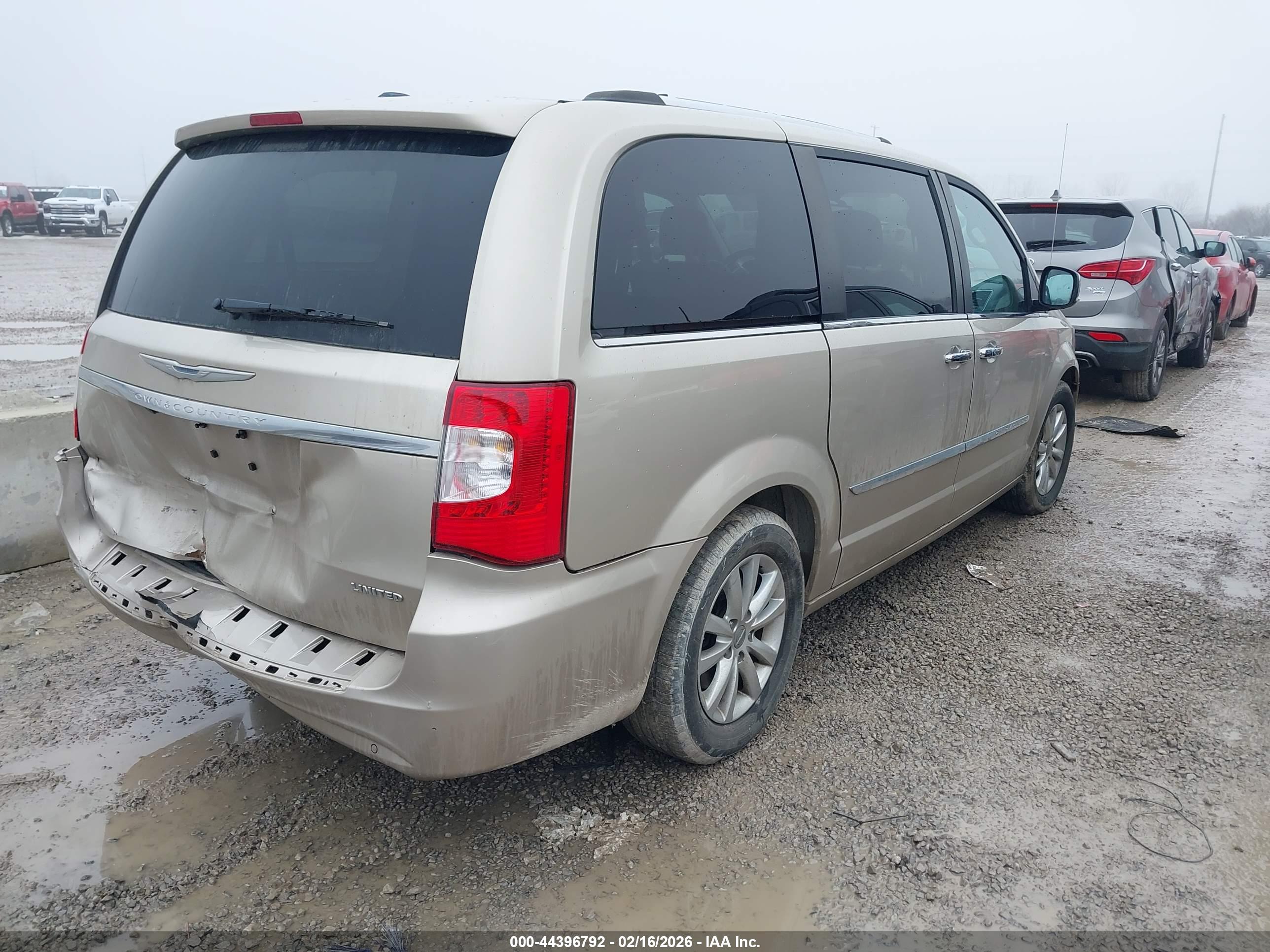 CHRYSLER TOWN image 4