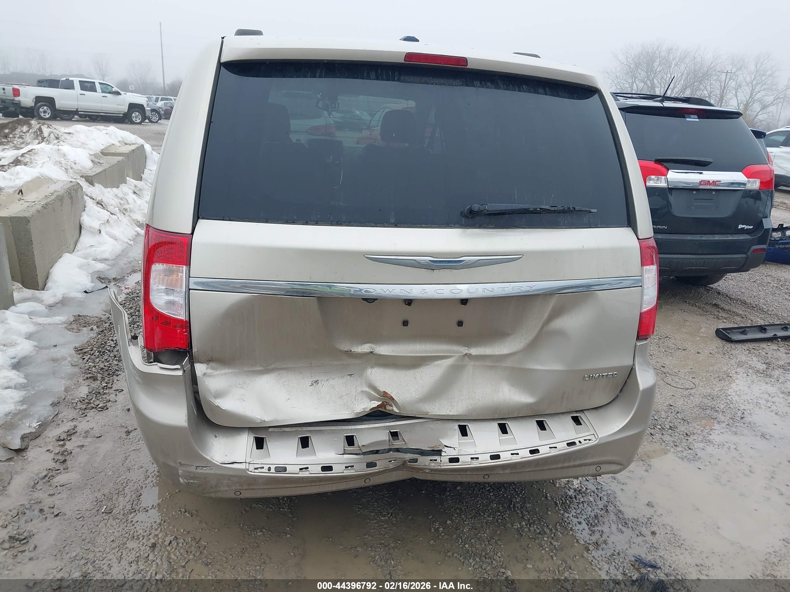 CHRYSLER TOWN image 6