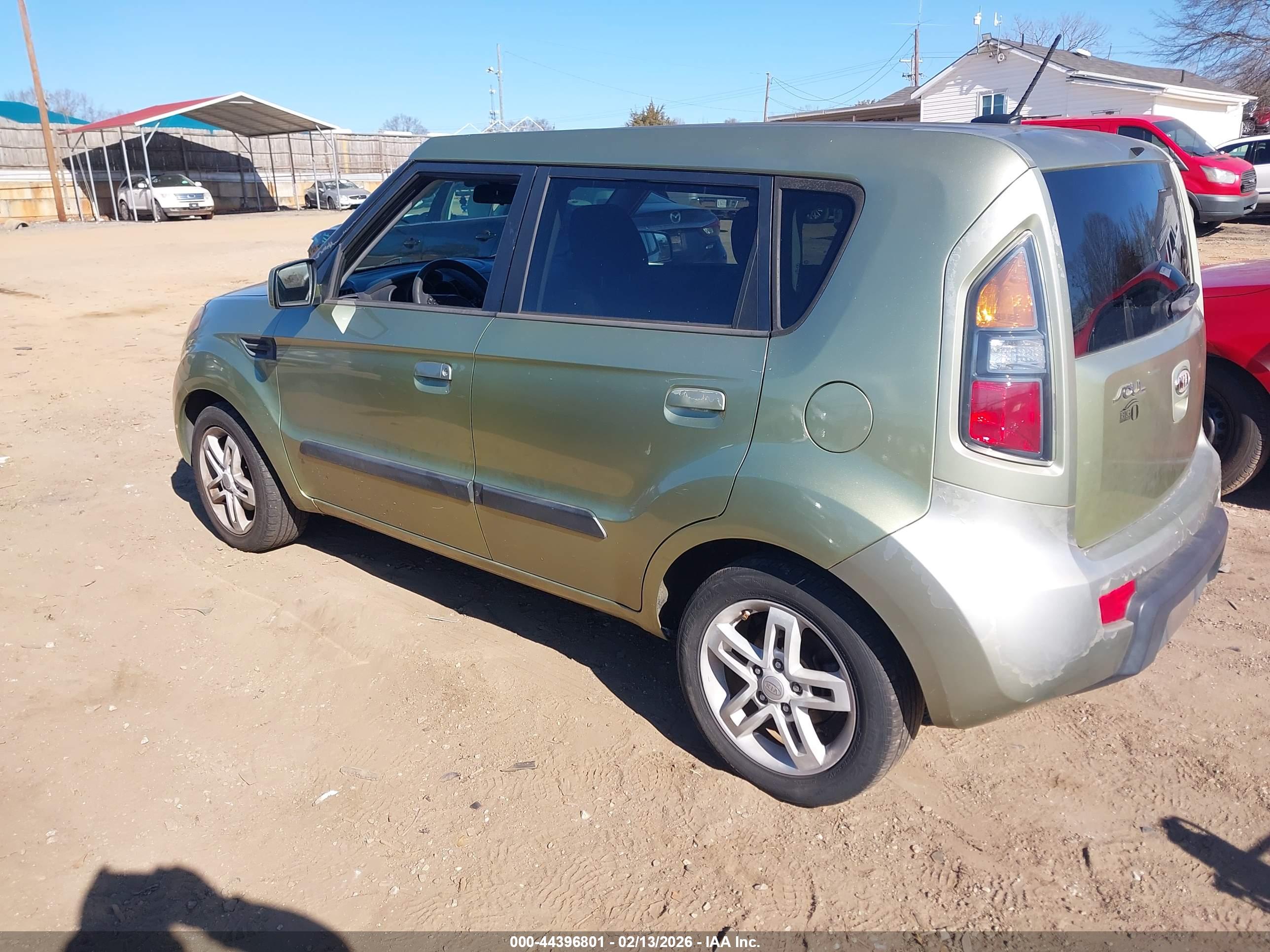 KIA SOUL image 3