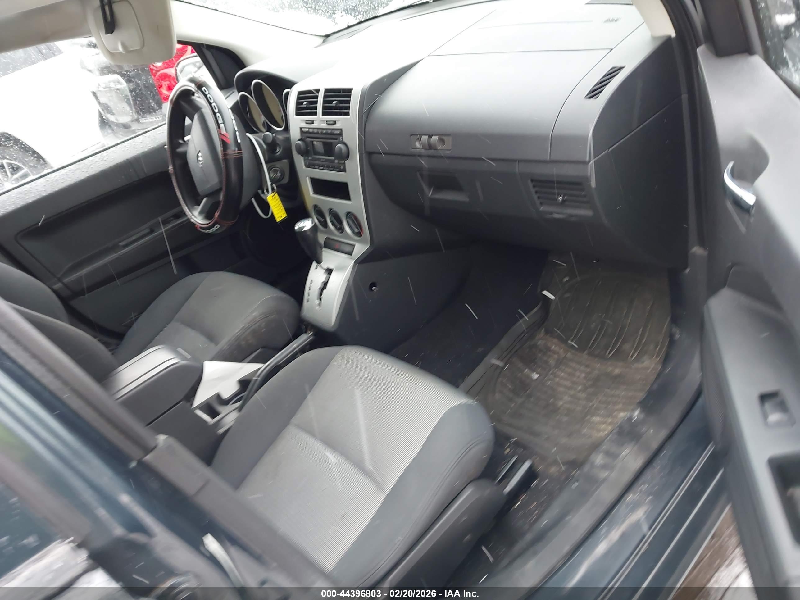 DODGE CALIBER image 5
