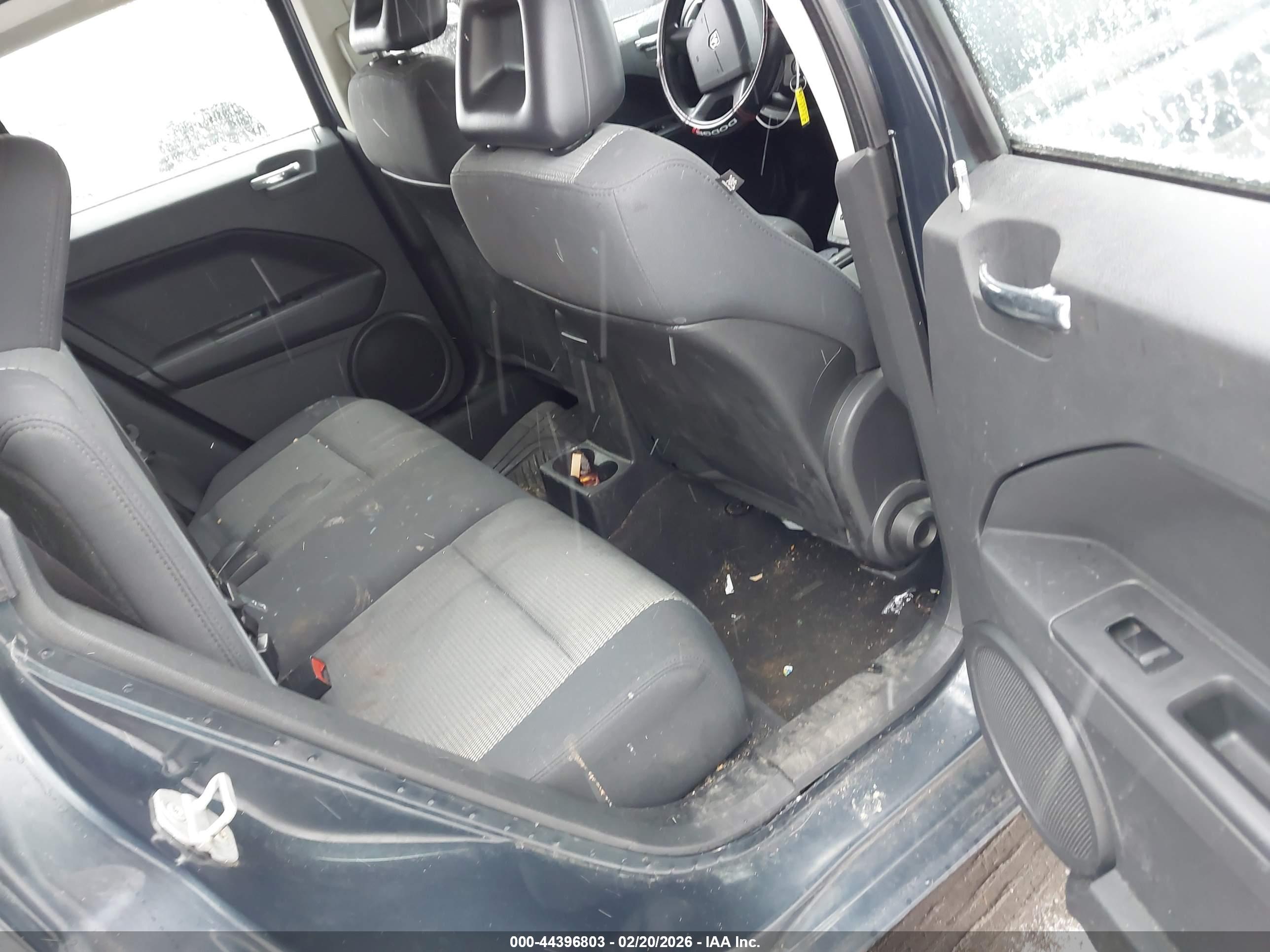 DODGE CALIBER image 8