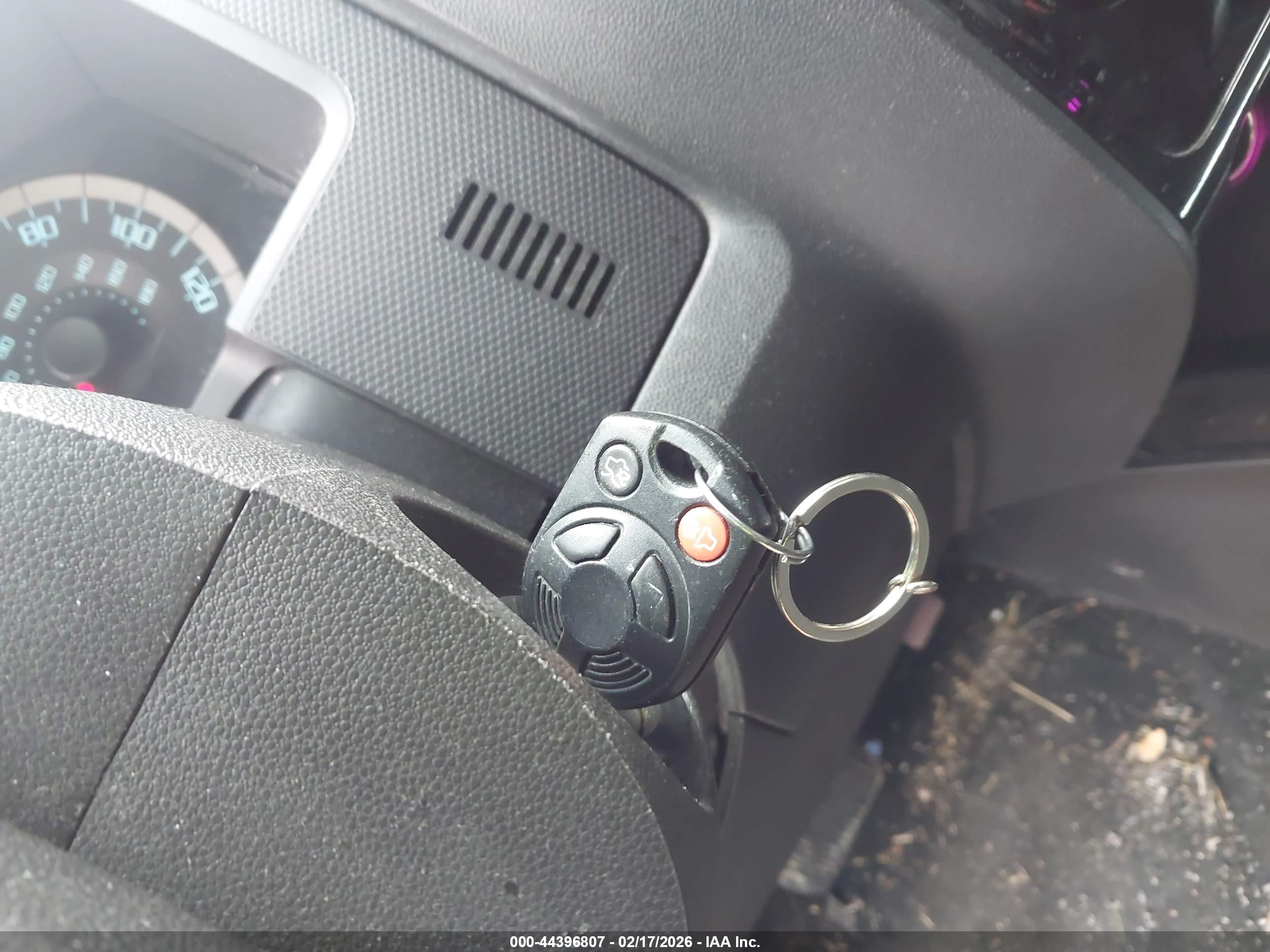 FORD ESCAPE image 11