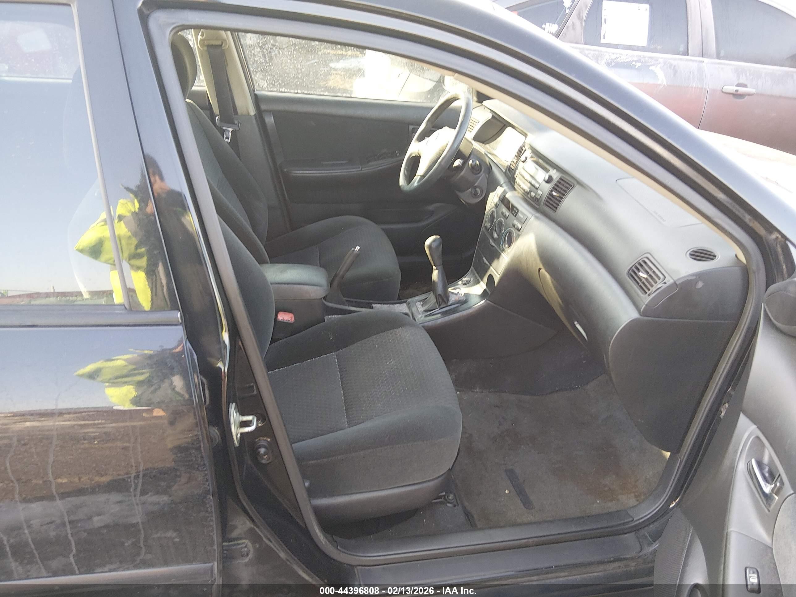 TOYOTA COROLLA image 5
