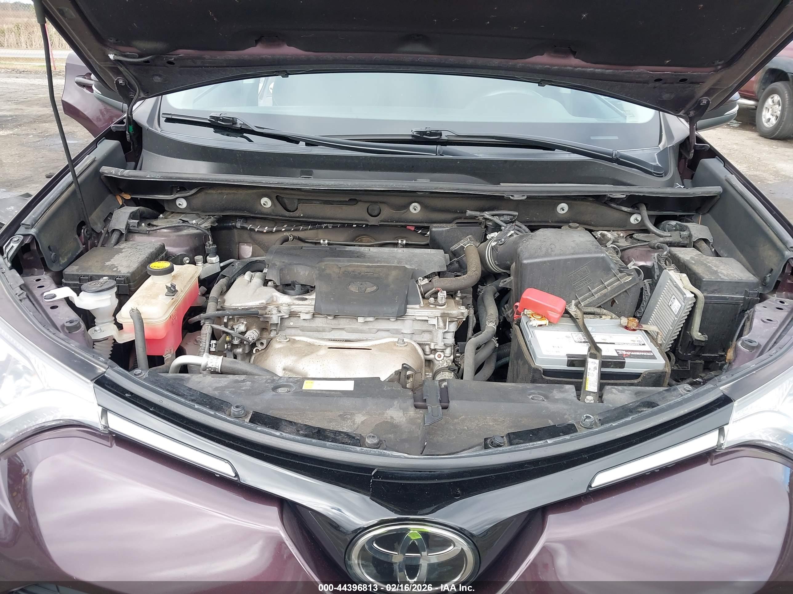 TOYOTA RAV4 image 10