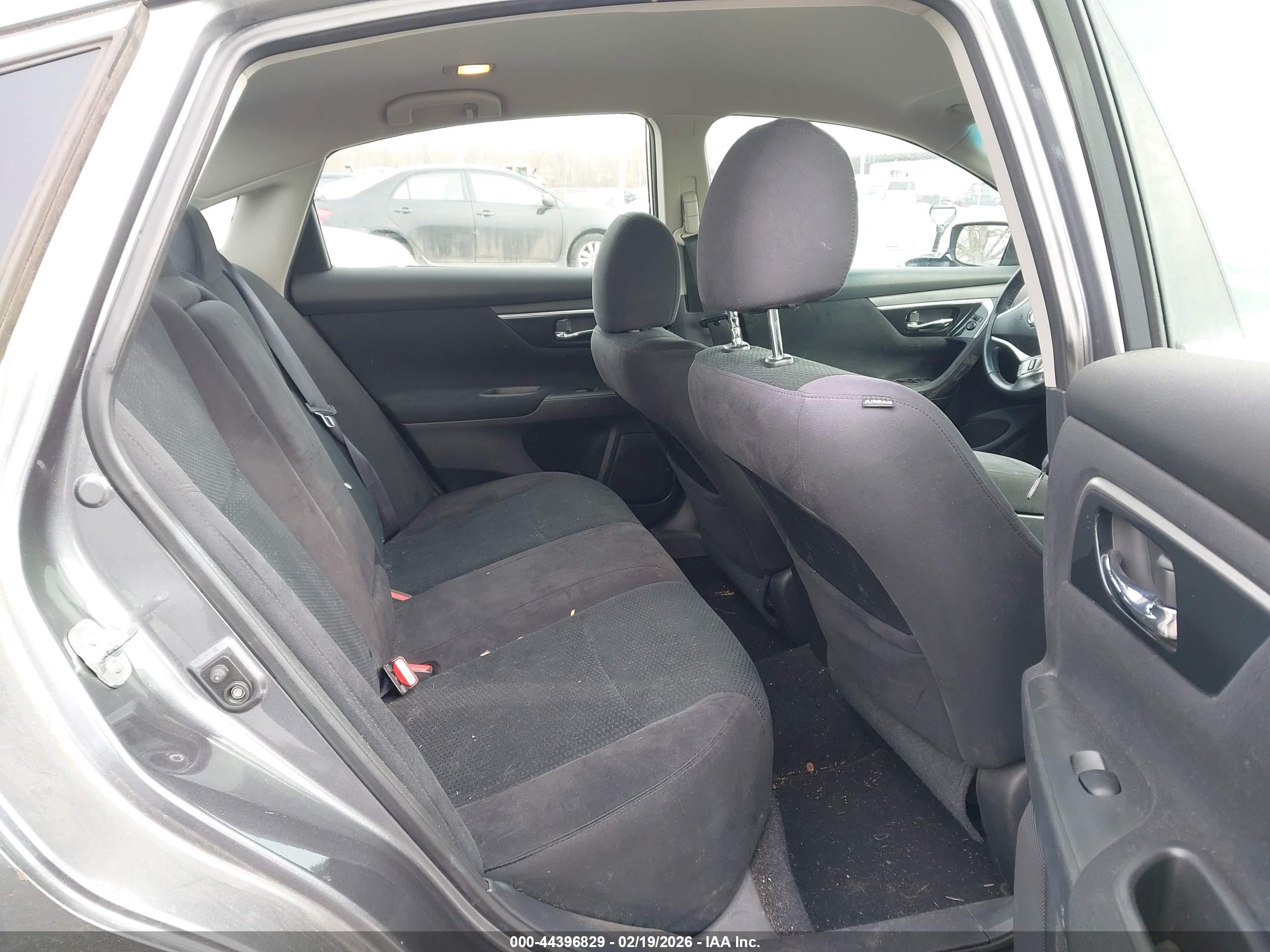 NISSAN ALTIMA image 8