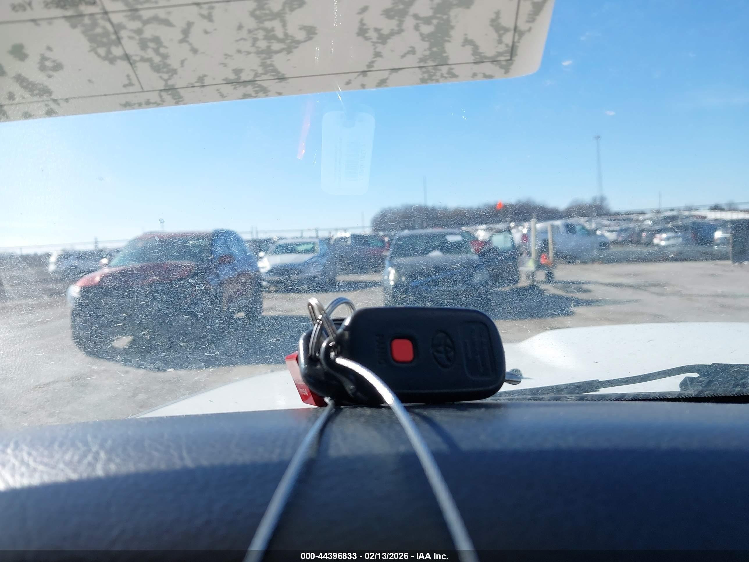 TOYOTA 4RUNNER image 11