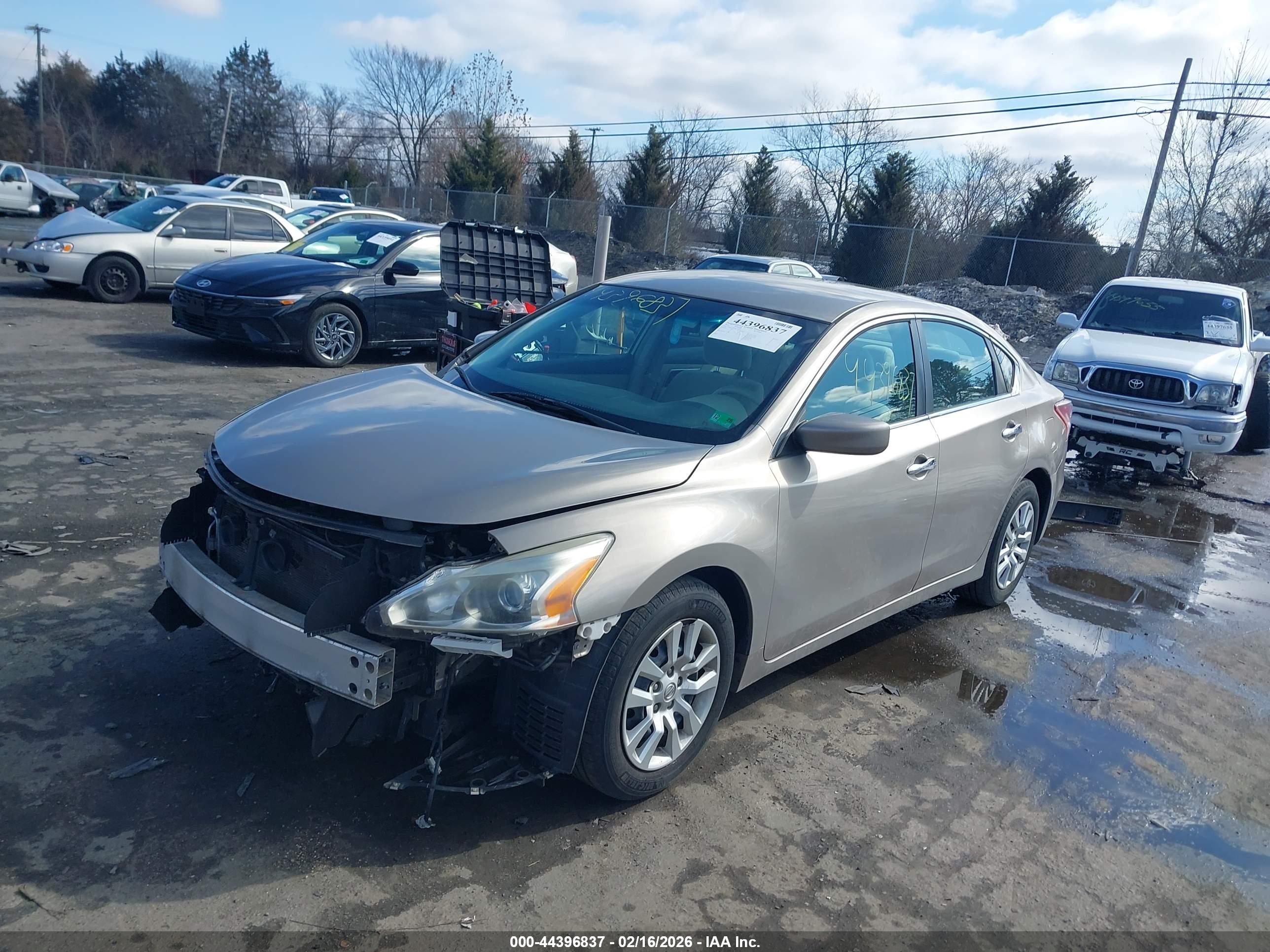 NISSAN ALTIMA image 2