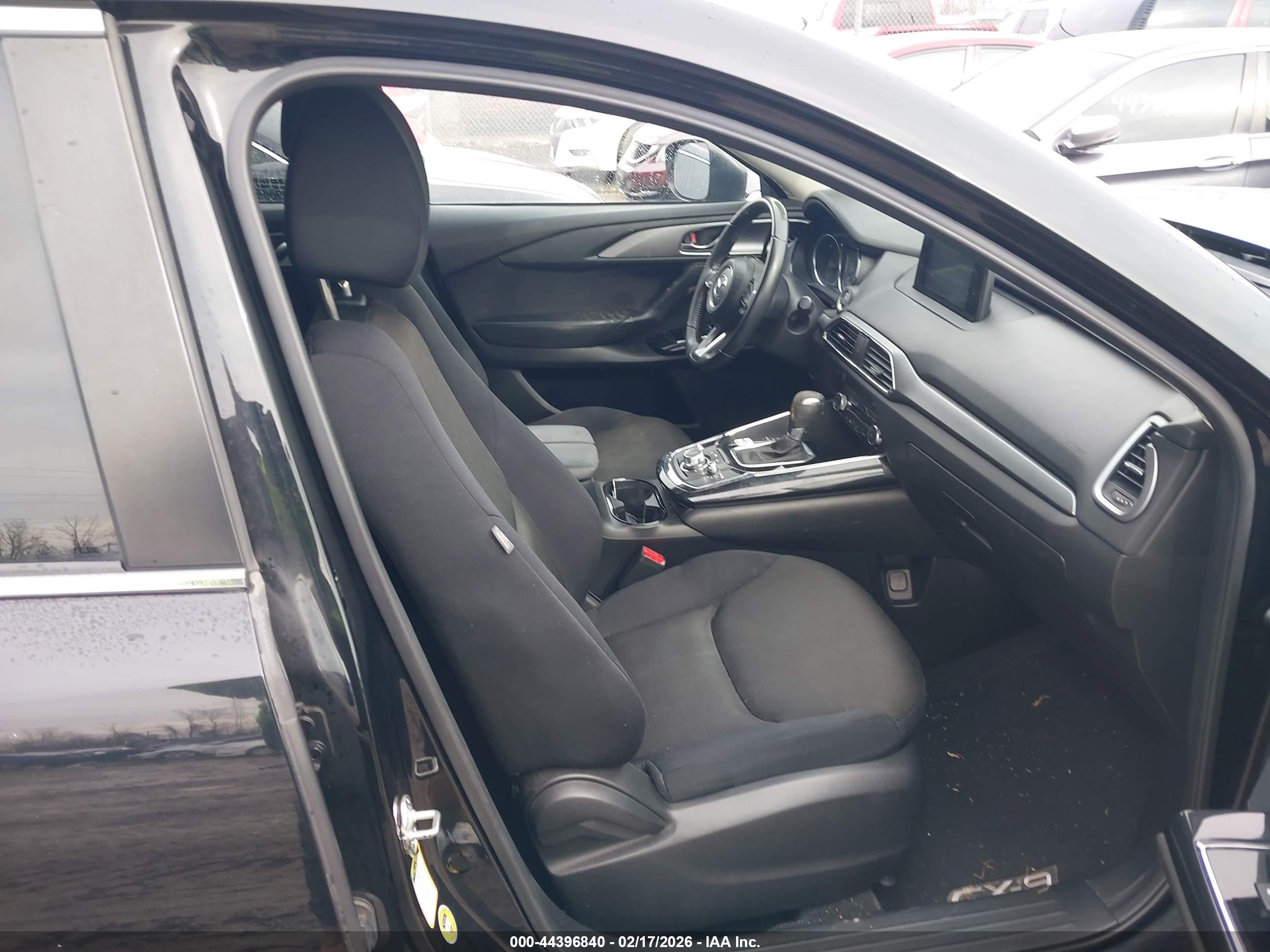 MAZDA CX-9 image 5