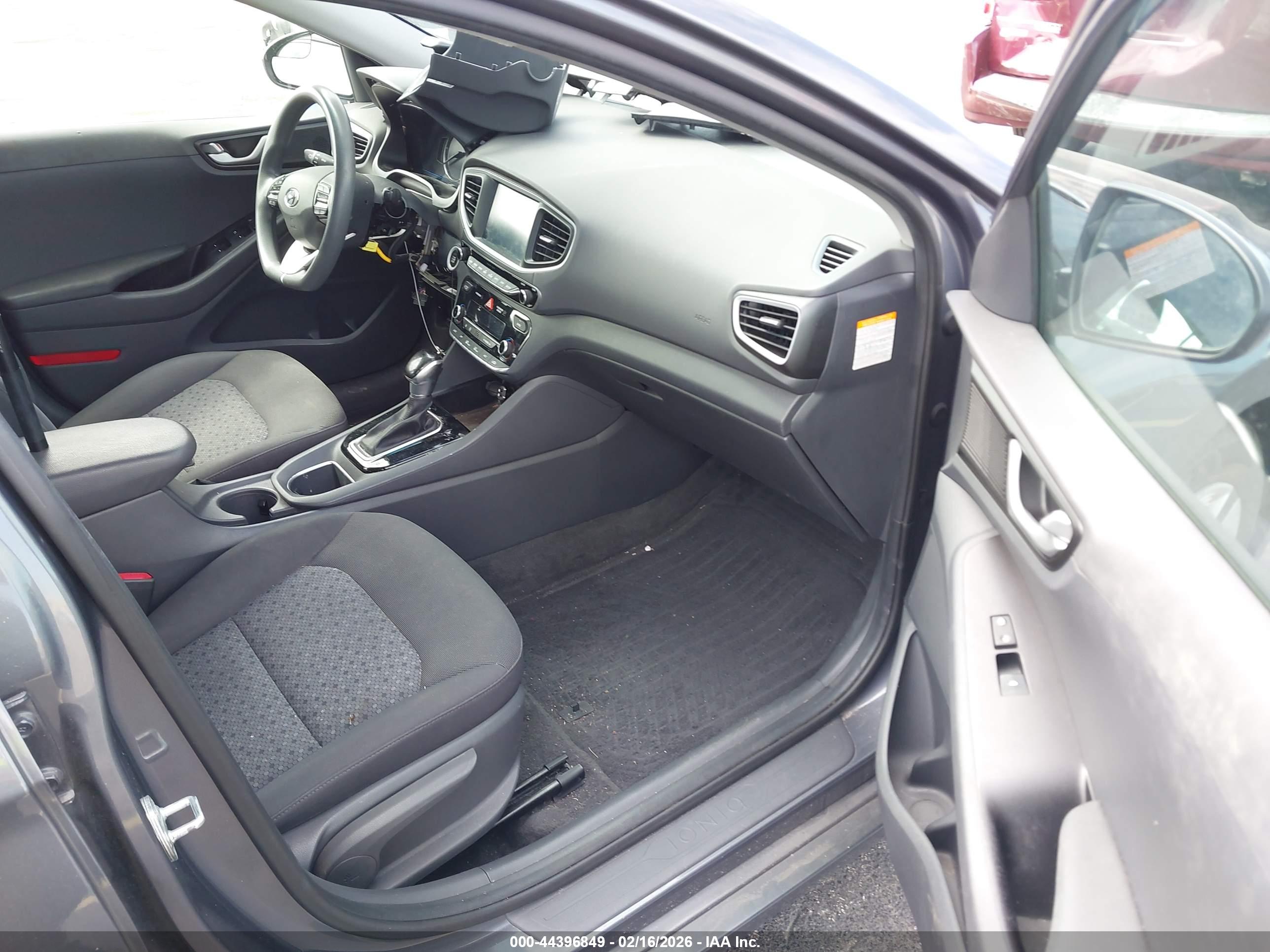 HYUNDAI IONIQ image 5